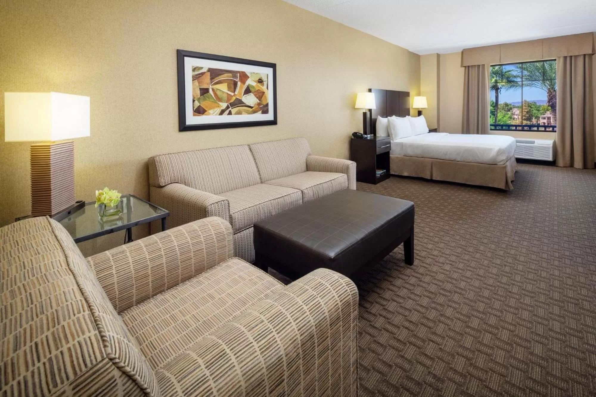 Seating area, Bed in Holiday Inn Phoenix/Chandler by IHG