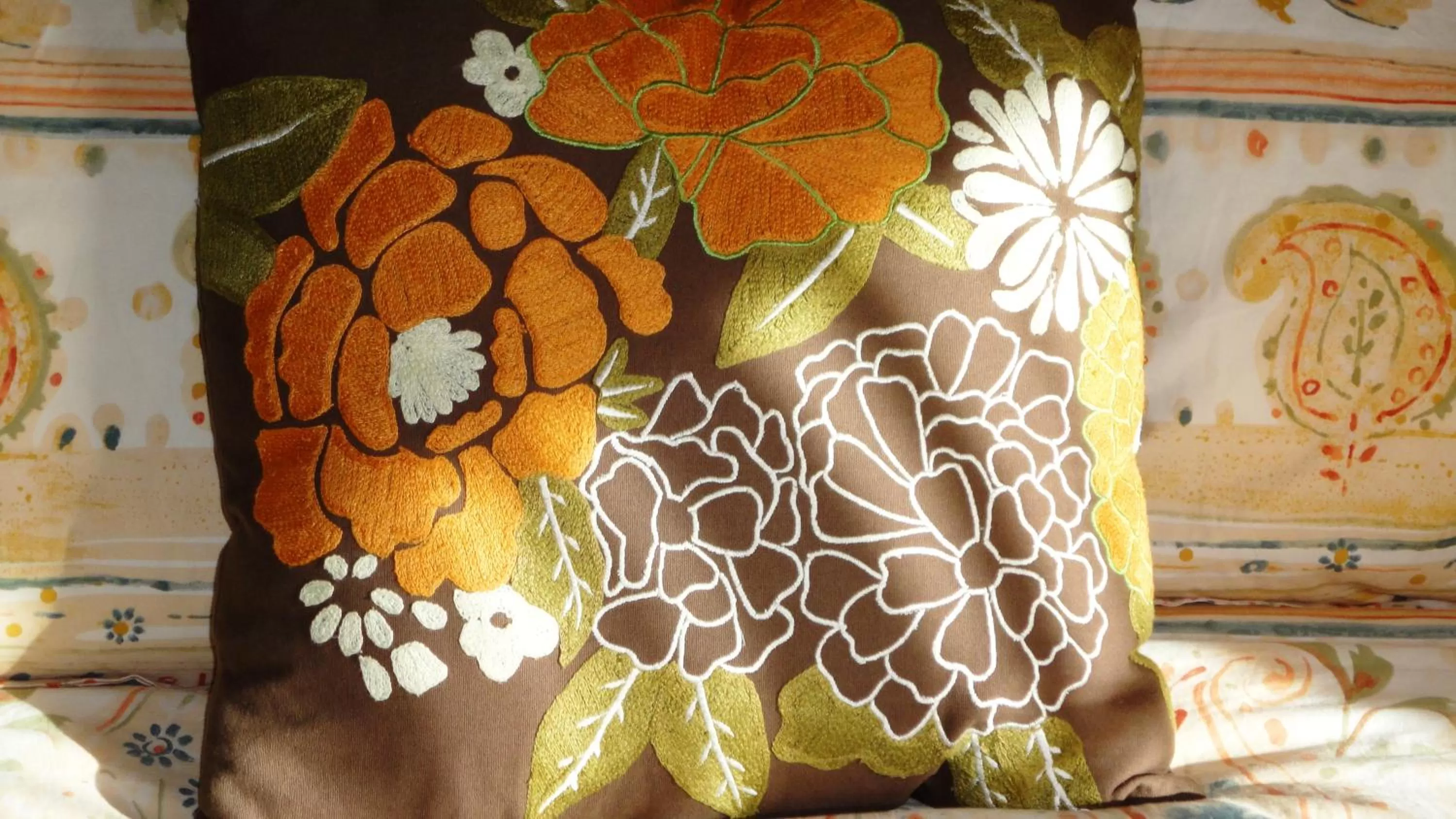 Decorative detail in Casa de Tres Lunas/House of Three Moons