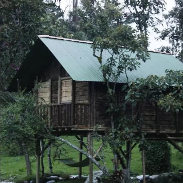 Property Building in Cabañas Rústicas El Viejo Tambo By Rotamundos