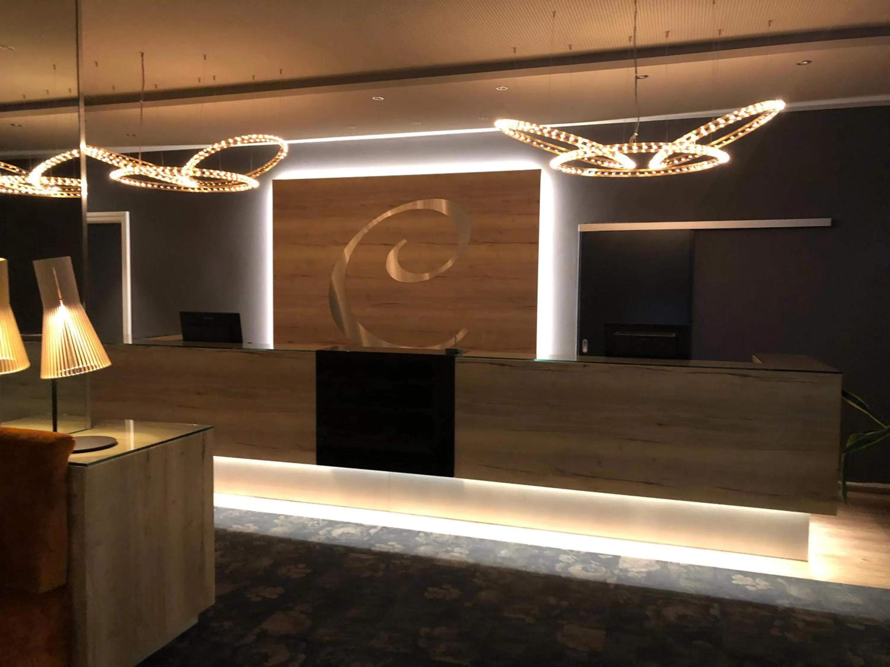 Lobby or reception in Caravelle Hotel im Park