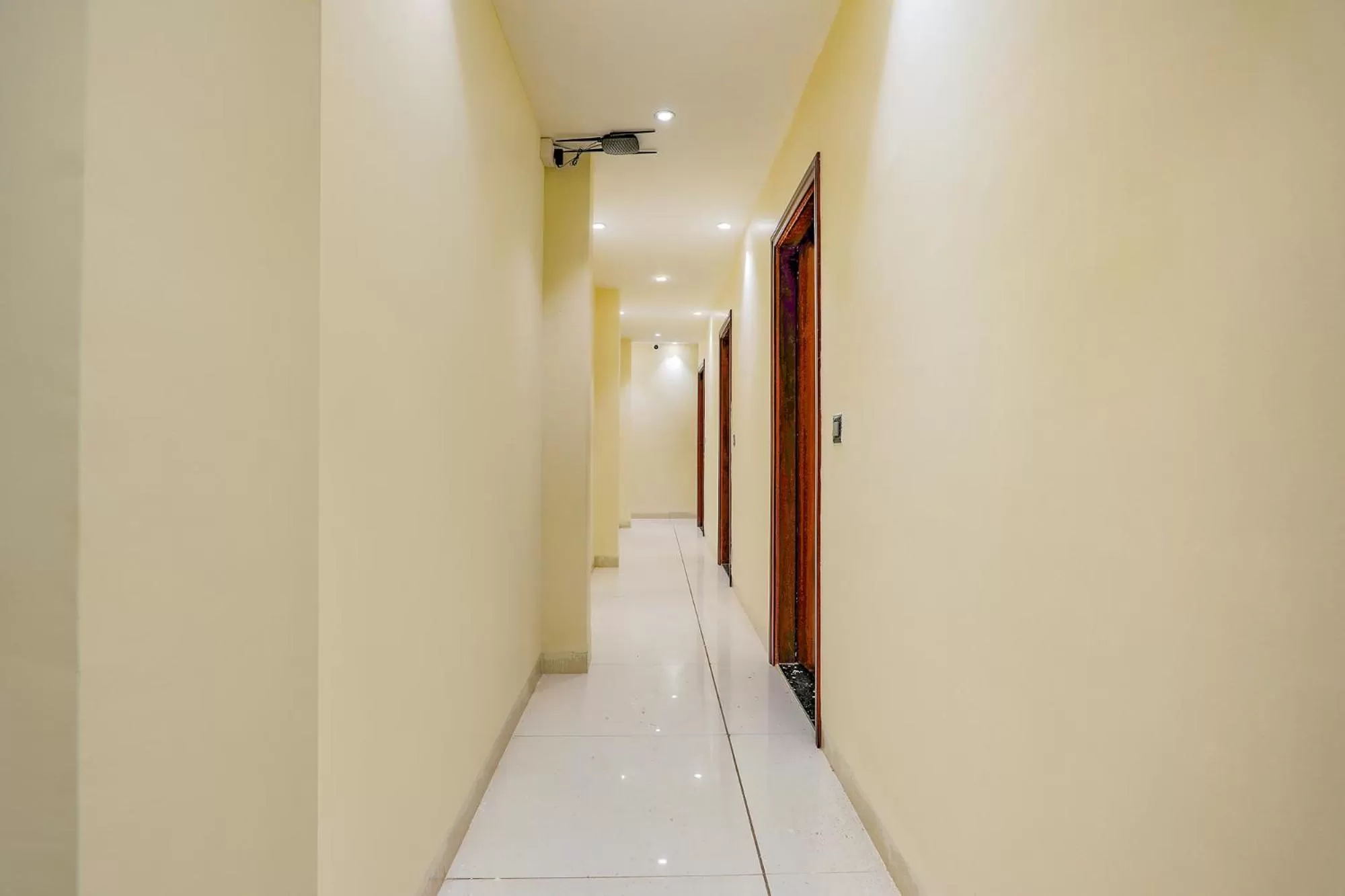 Lobby or reception in FabHotel Day2Day