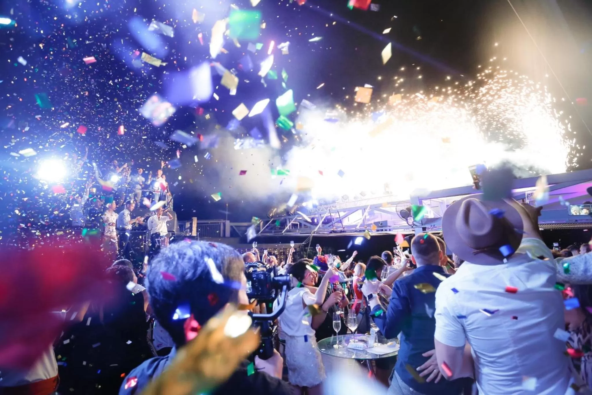 Evening entertainment in SO/ Bangkok