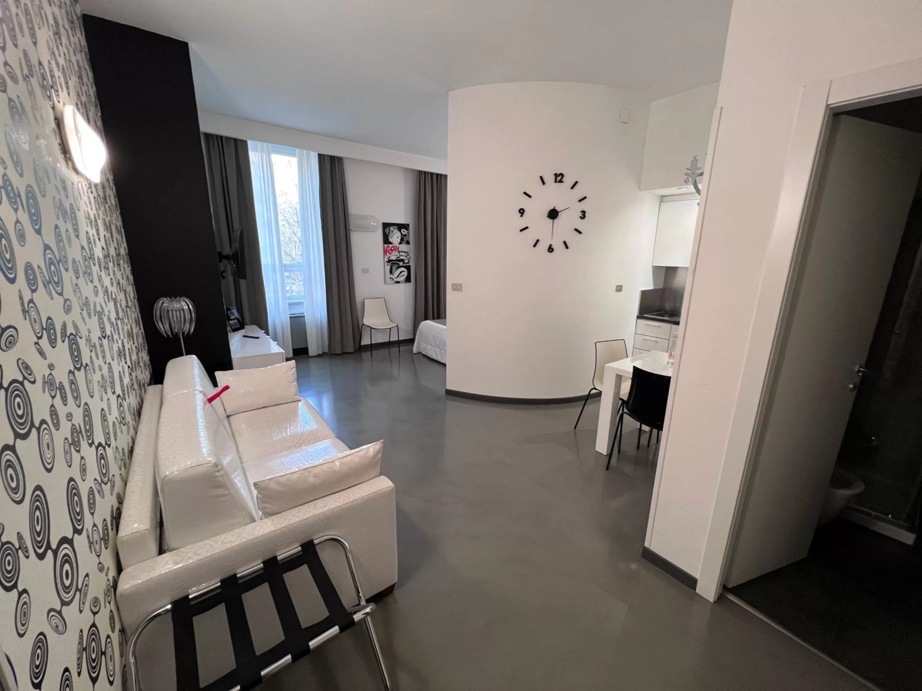 Photo of the whole room in Residence Star