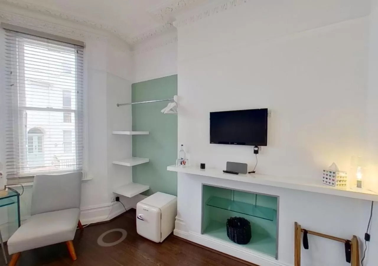 TV and multimedia in Hotel Nineteen