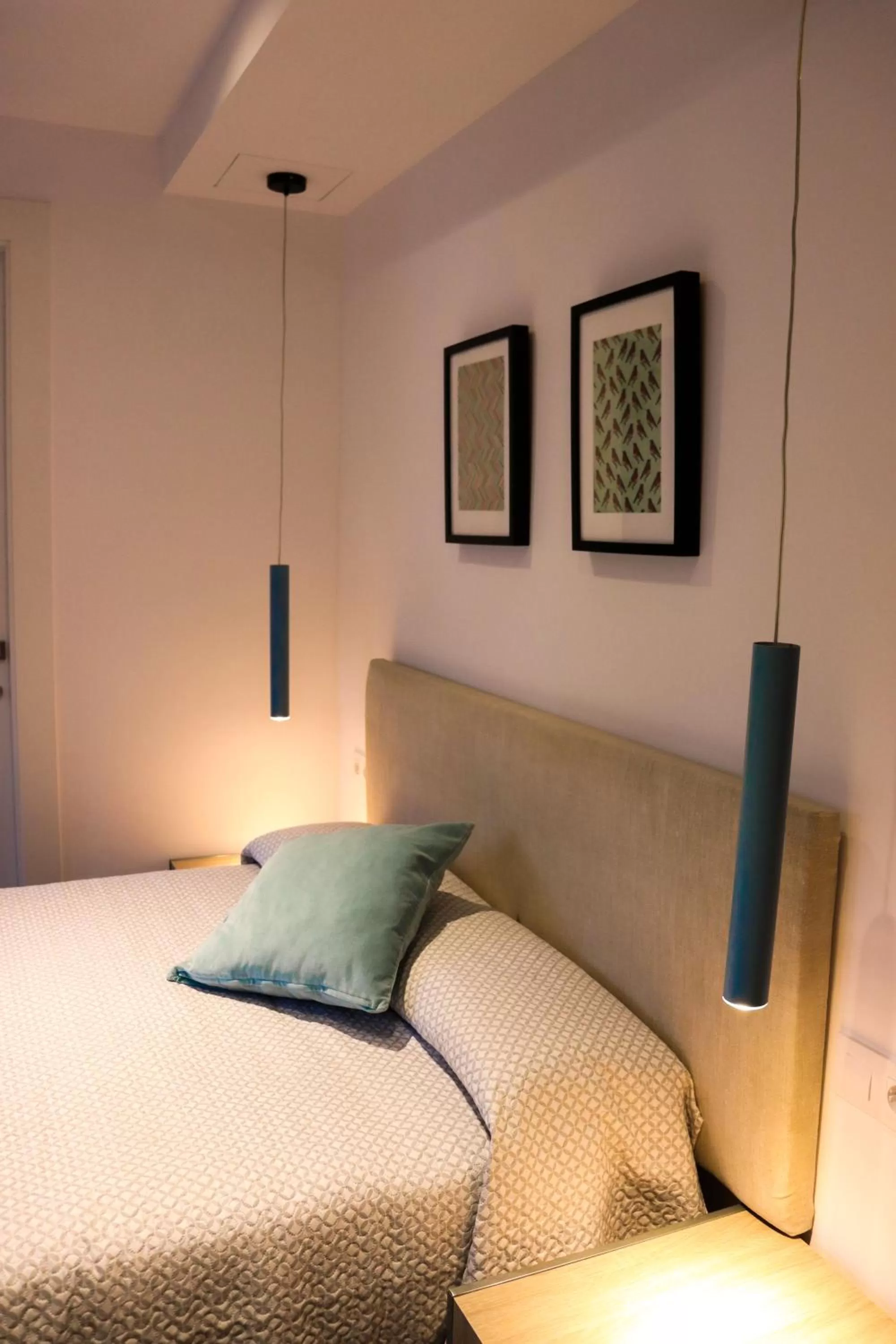 Bed in Urban House Siurot 33