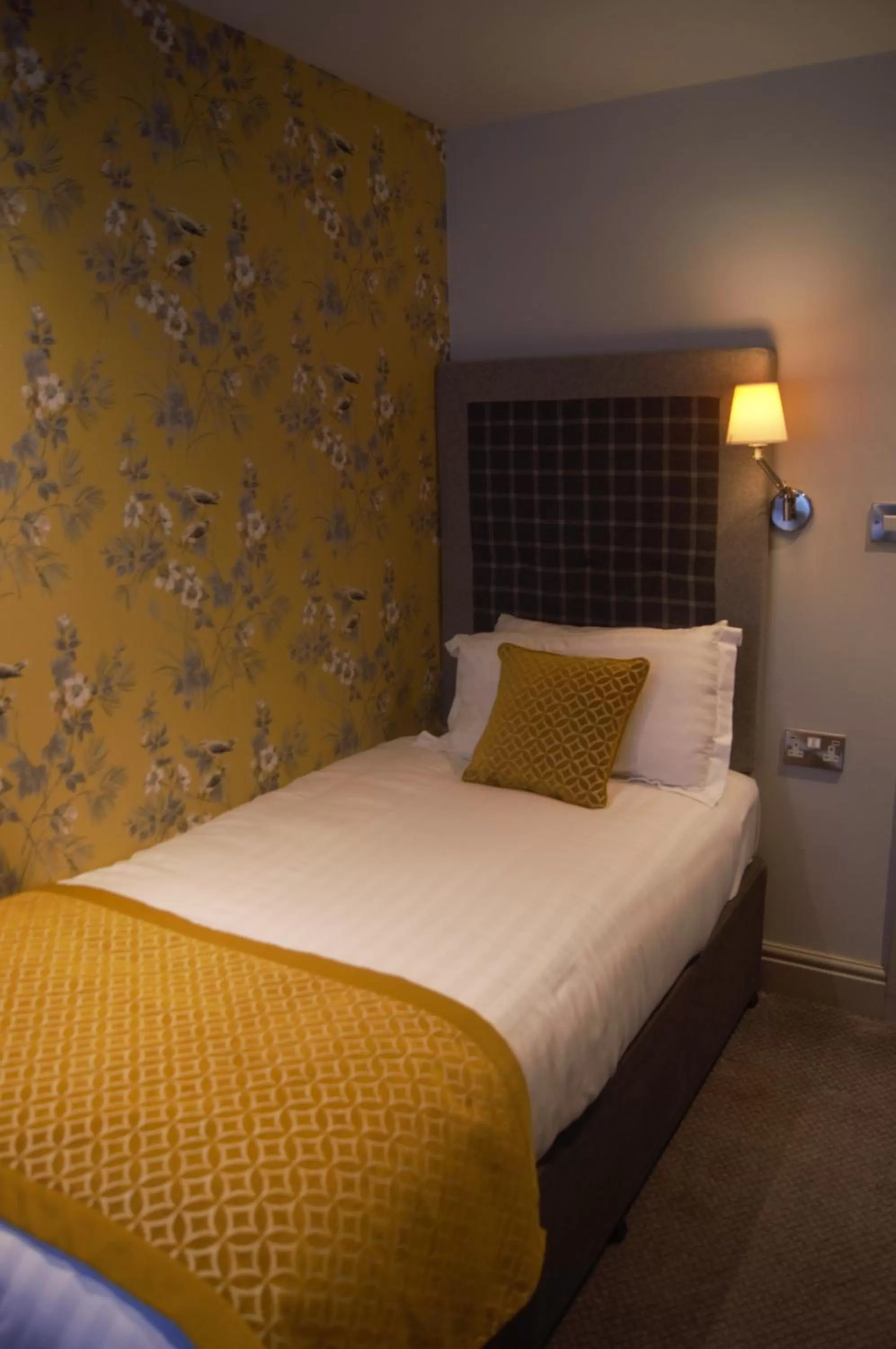 Bed in The Woolly Sheep Inn