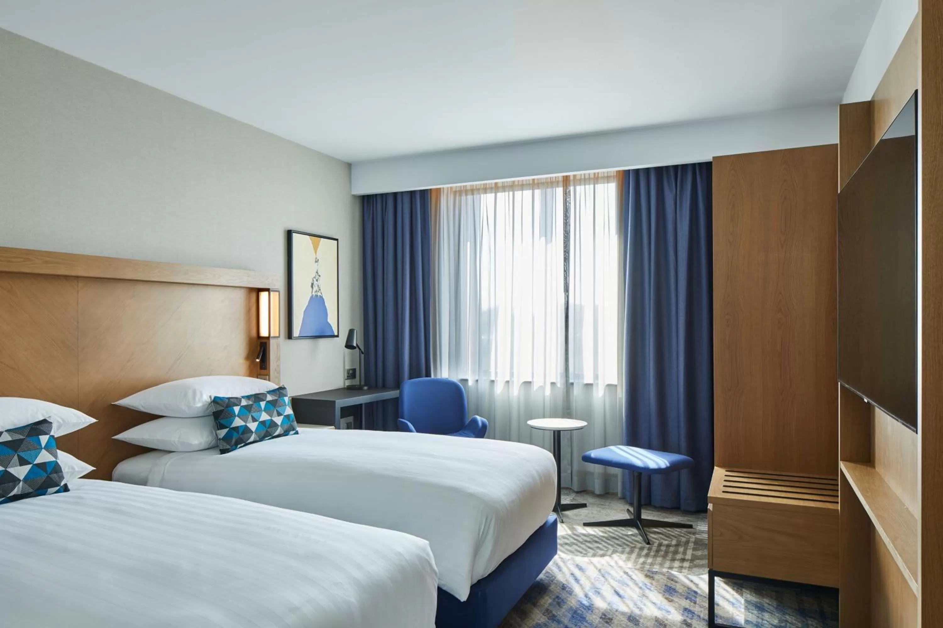 Photo of the whole room, Bed in Courtyard by Marriott Exeter Sandy Park