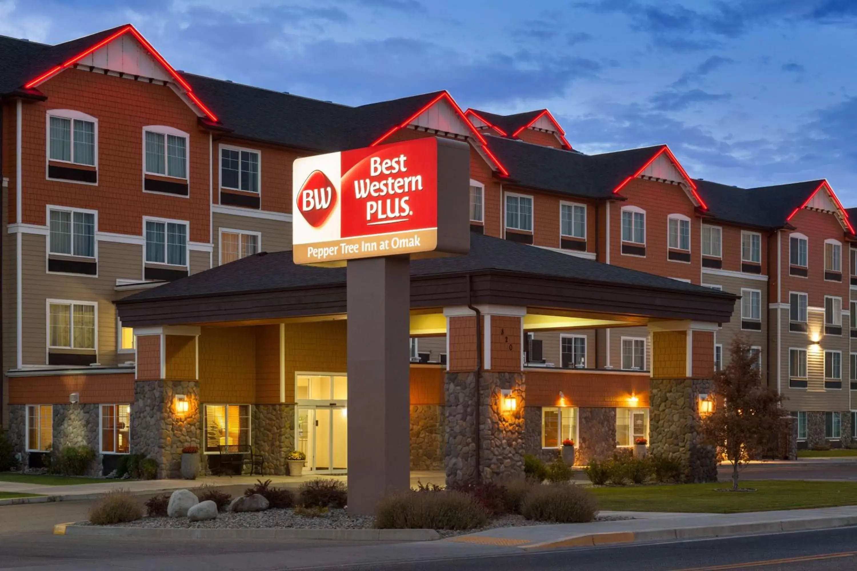 Best Western PLUS Peppertree Inn at Omak Best Western PLUS Peppertree Inn at Omak