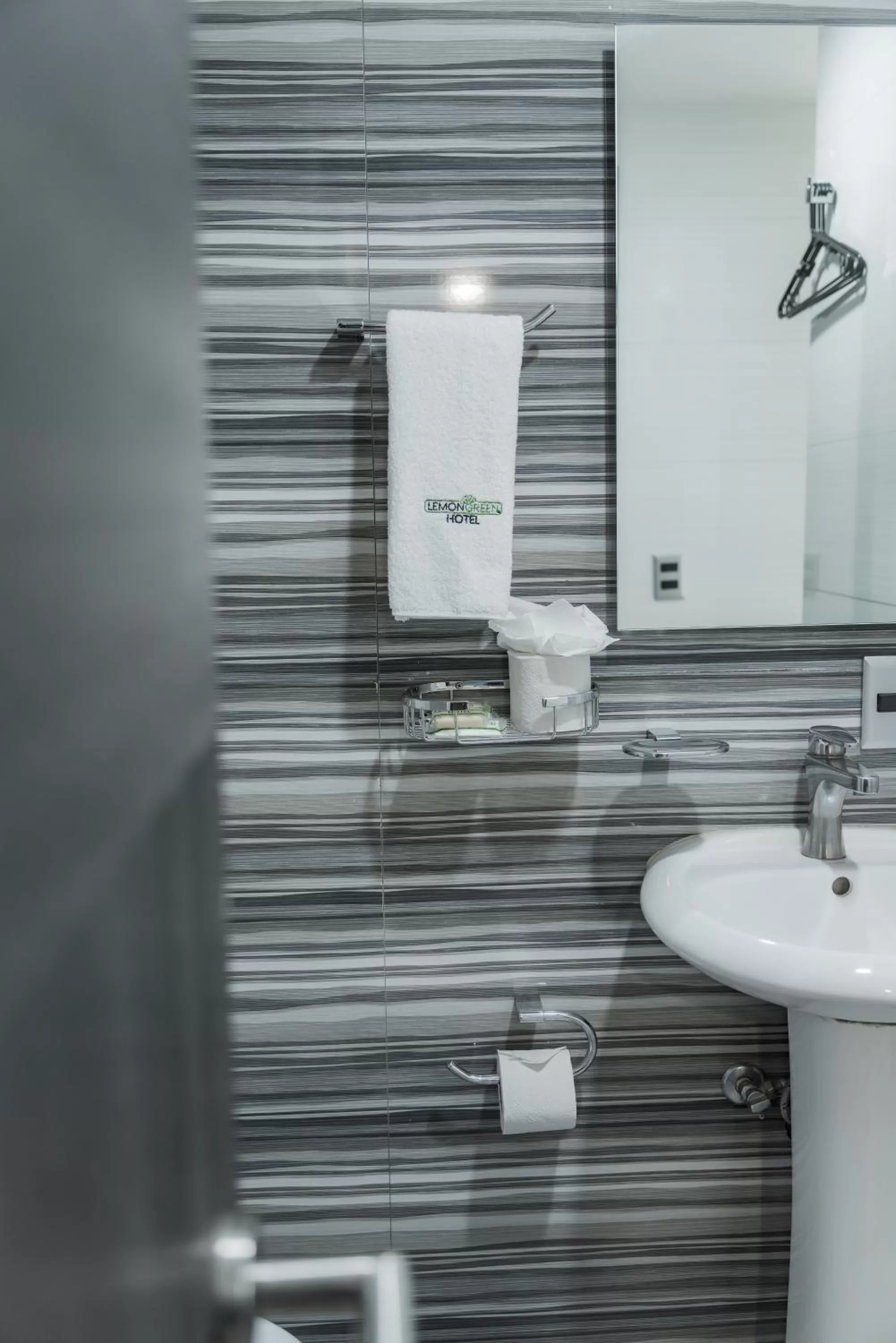 Shower in HOTEL LEMON GREEN -Zona Expo Frente al Centro de Convenciones