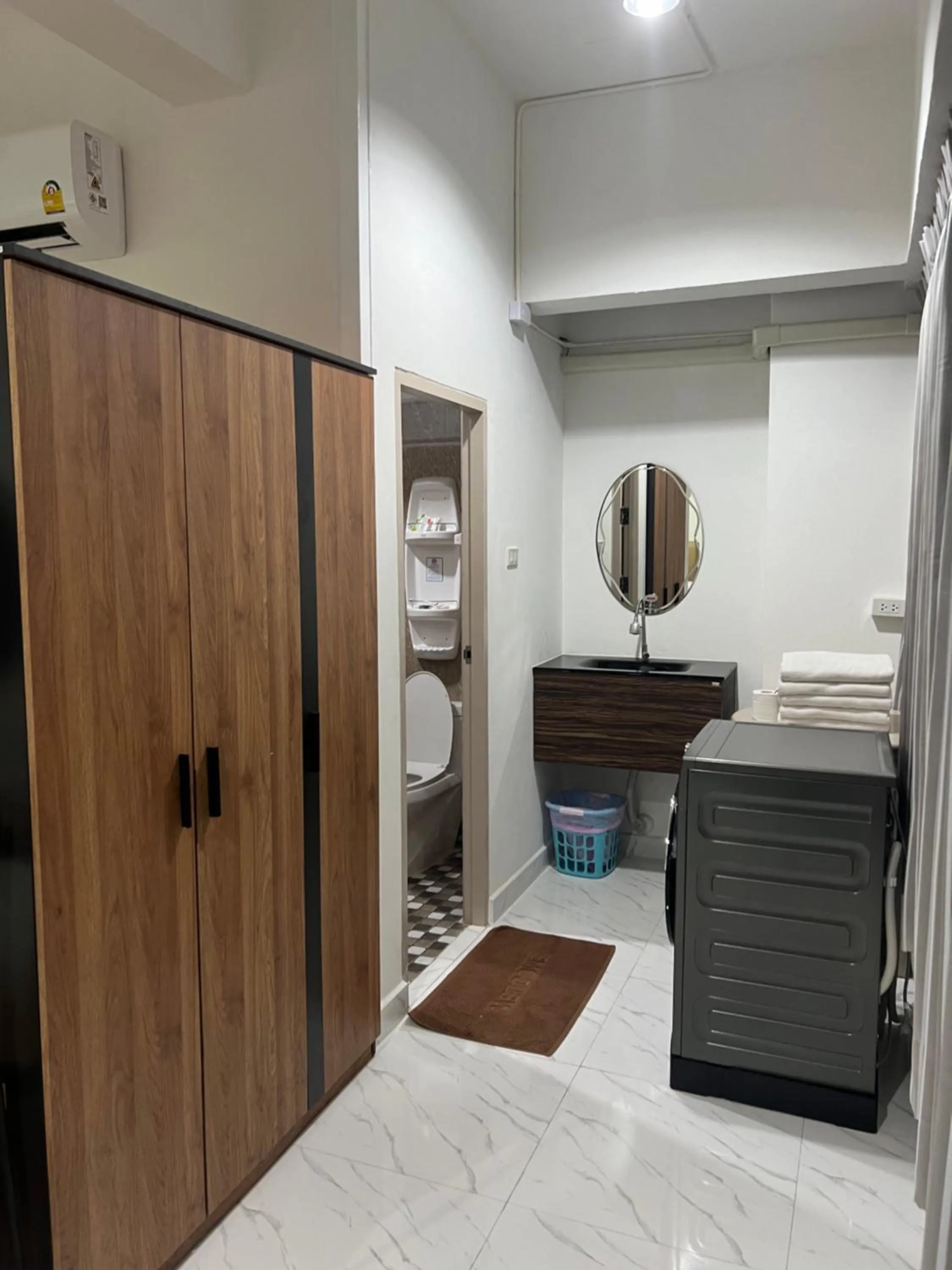 Bathroom in Mall Suites Hotel