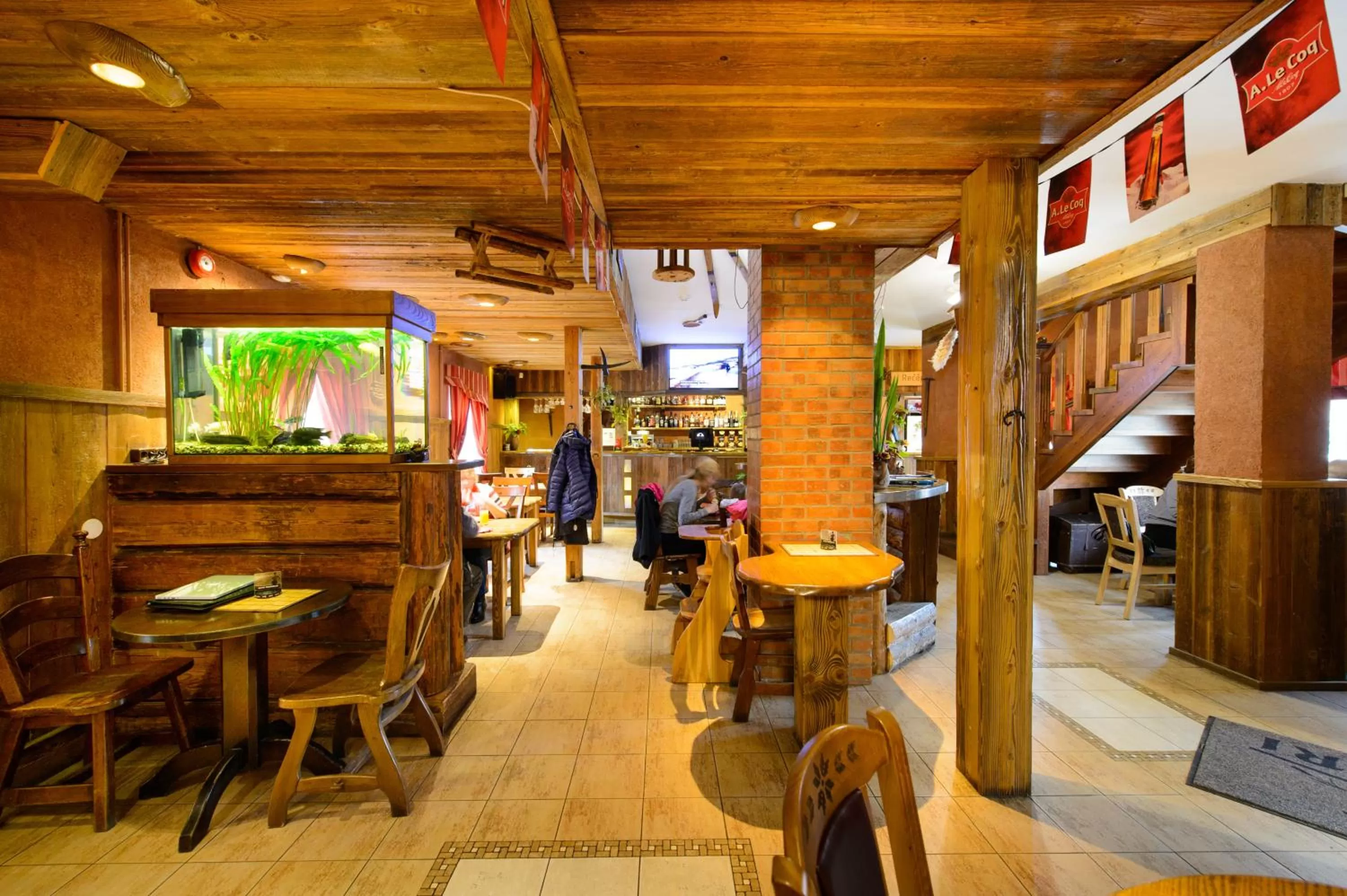 Restaurant/places to eat in Ränduri Guesthouse