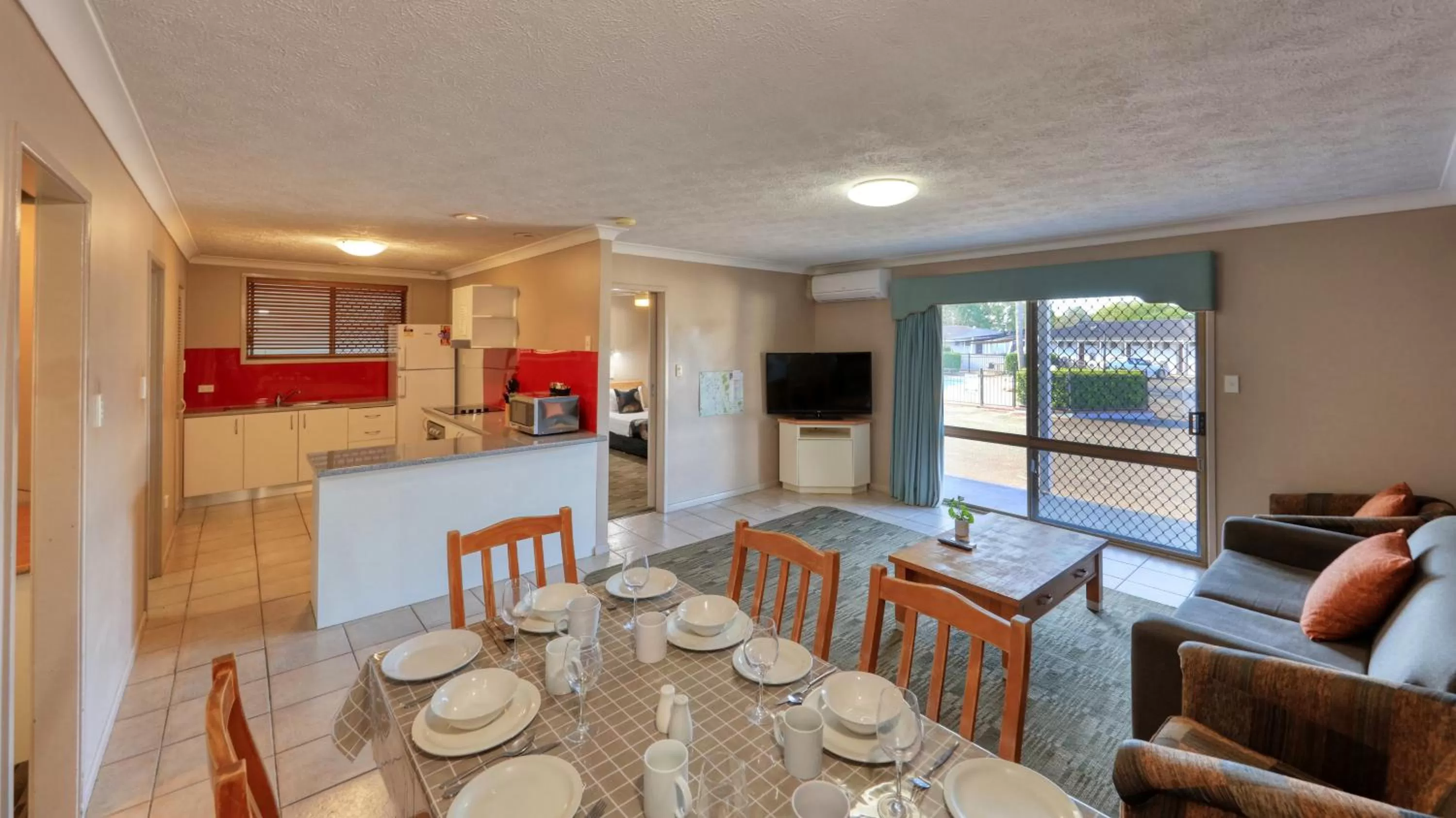 Living room in James Street Motor Inn