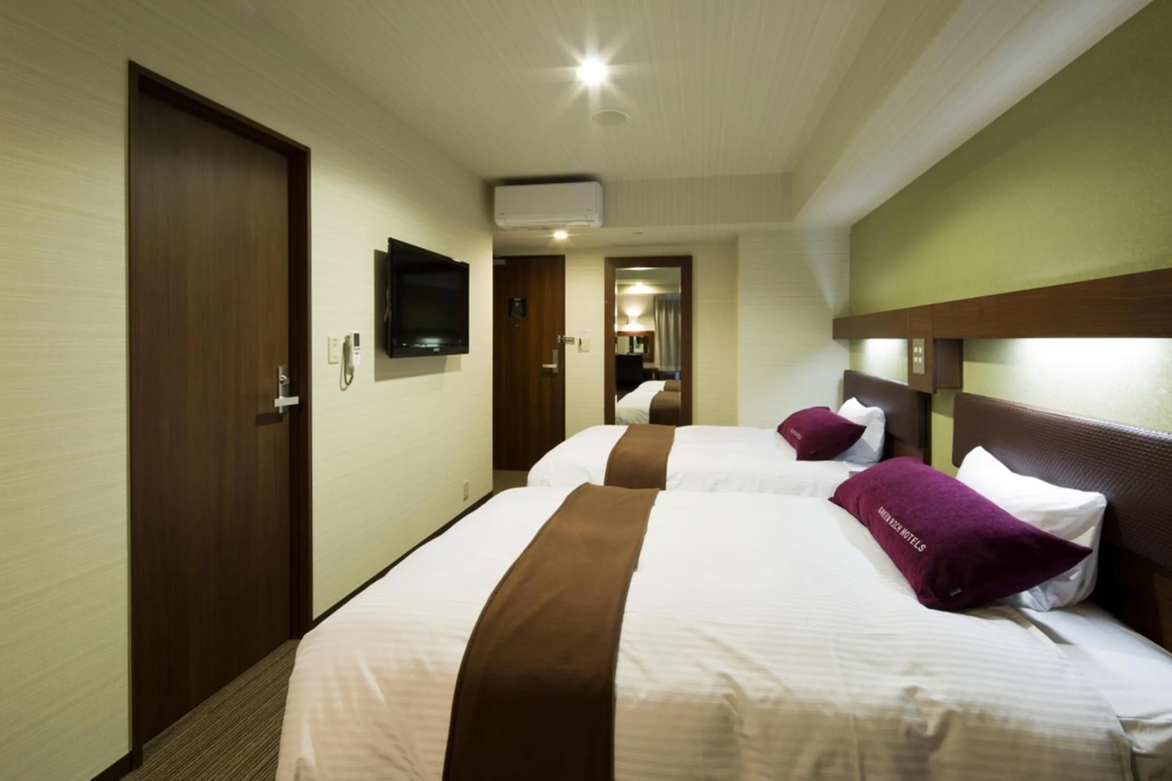 Bedroom, Bed in Green Rich Hotel Kyoto Station South (Artificial hot spring Futamata Yunohana)