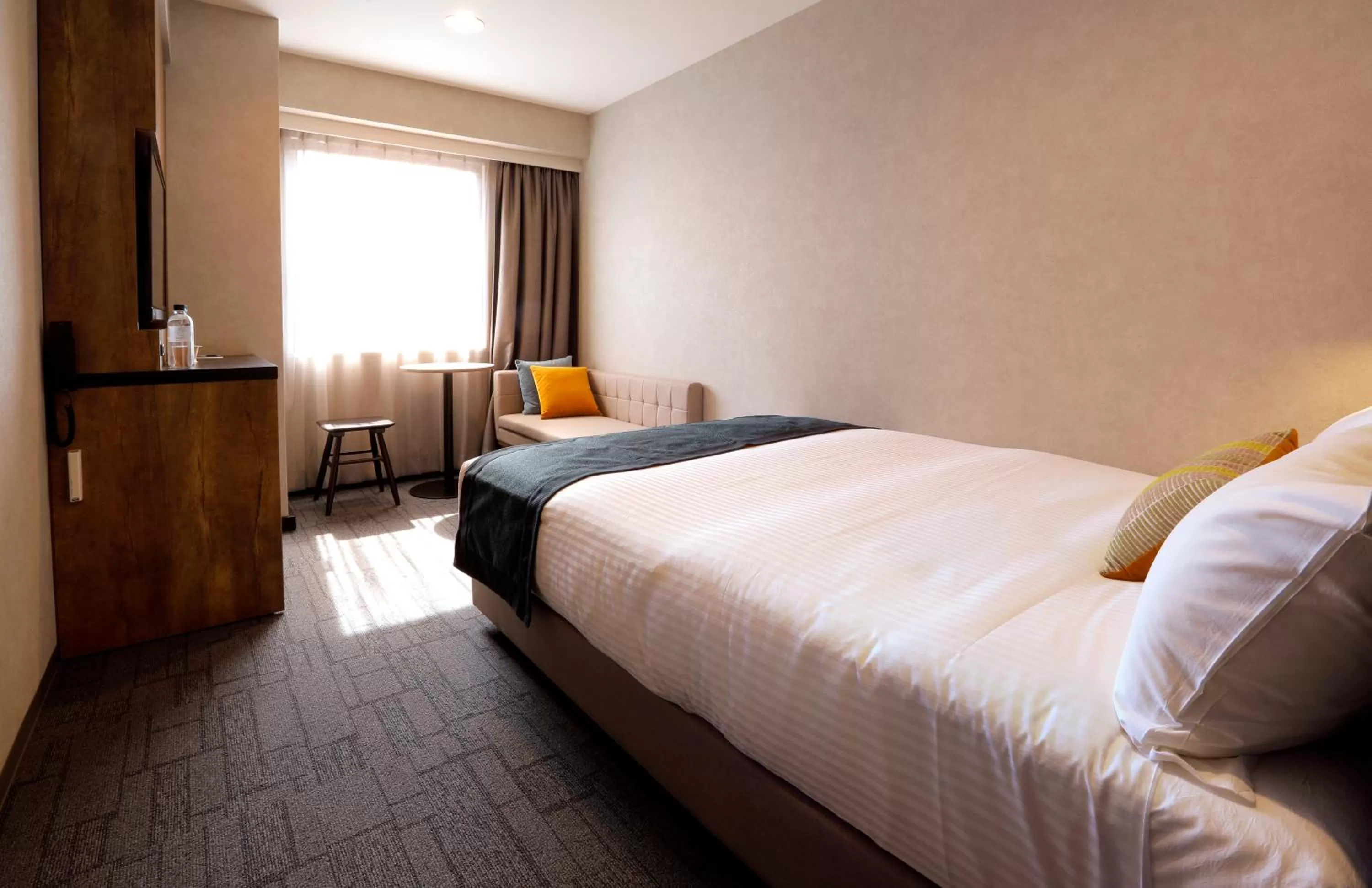 16㎡ Superior Double Room with Sofa - Non-Smoking in THE KNOT TOKYO Shinjuku