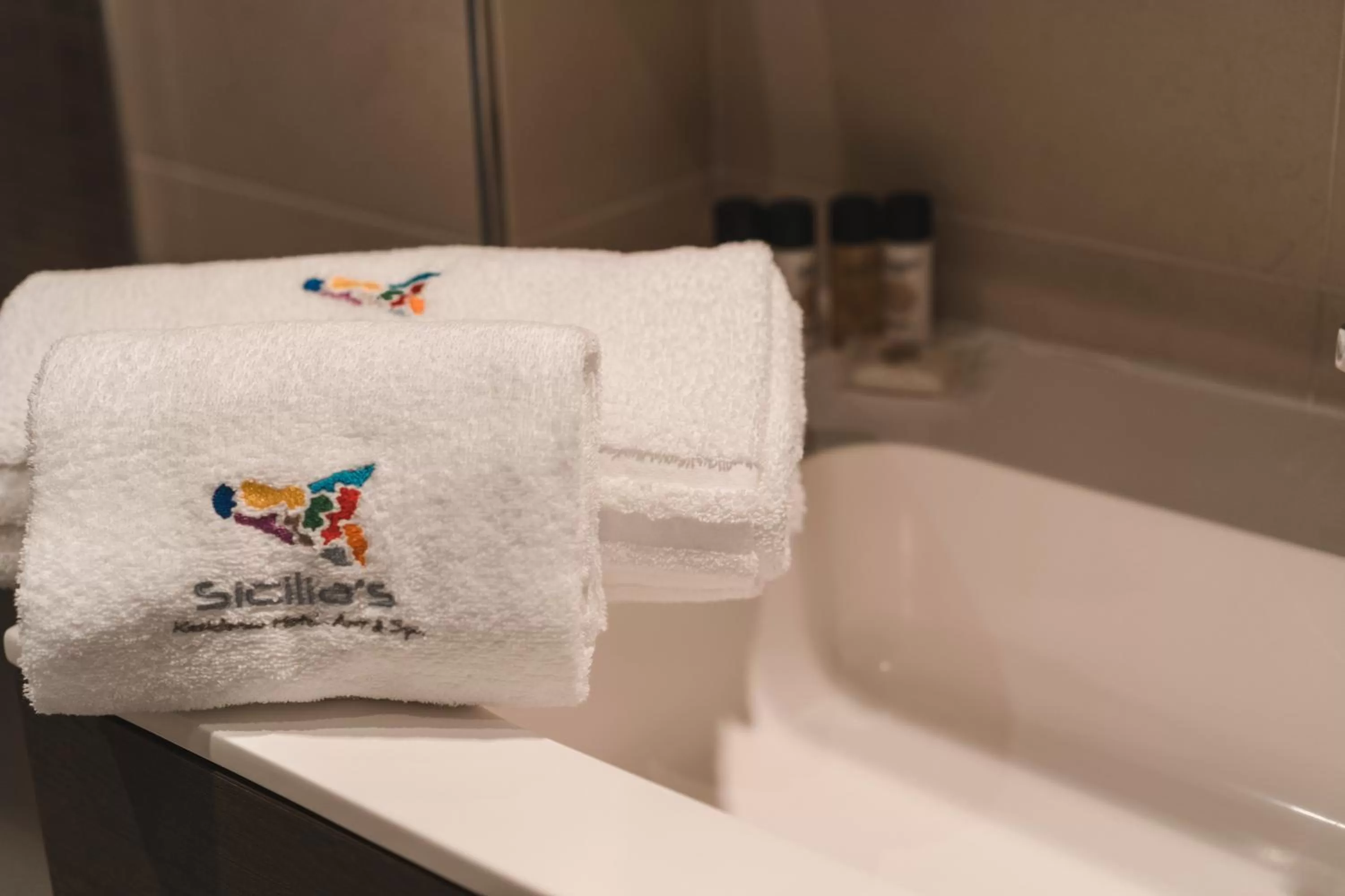 Bathroom in Sicilia's Art Hotel & Spa