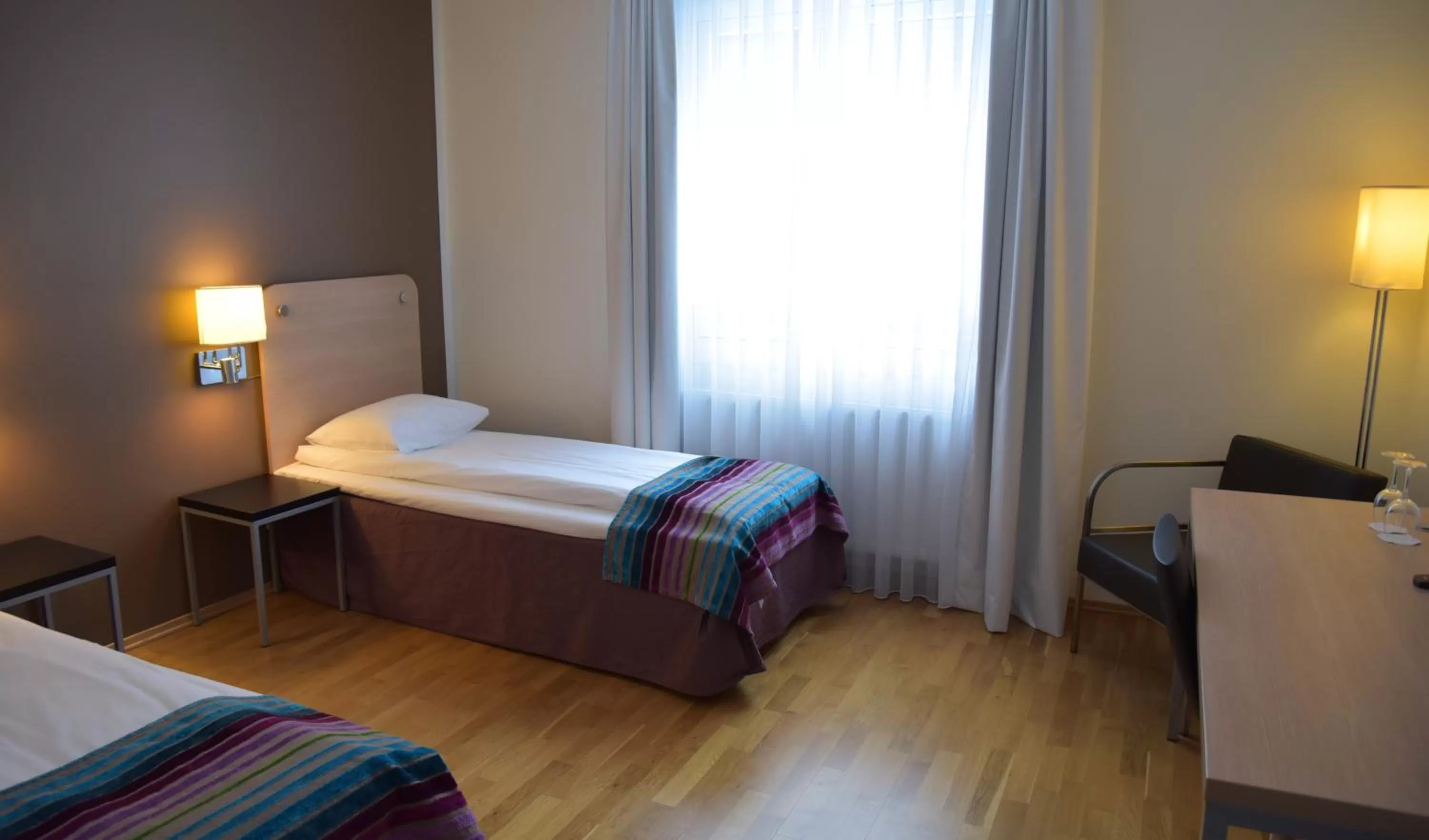Property building, Bed in Hotell Charlottenberg