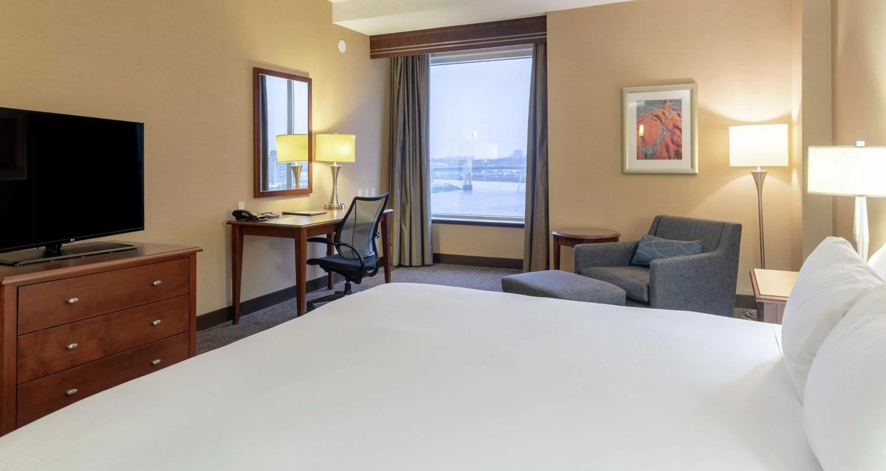 Bedroom, Bed in Hilton Saint John