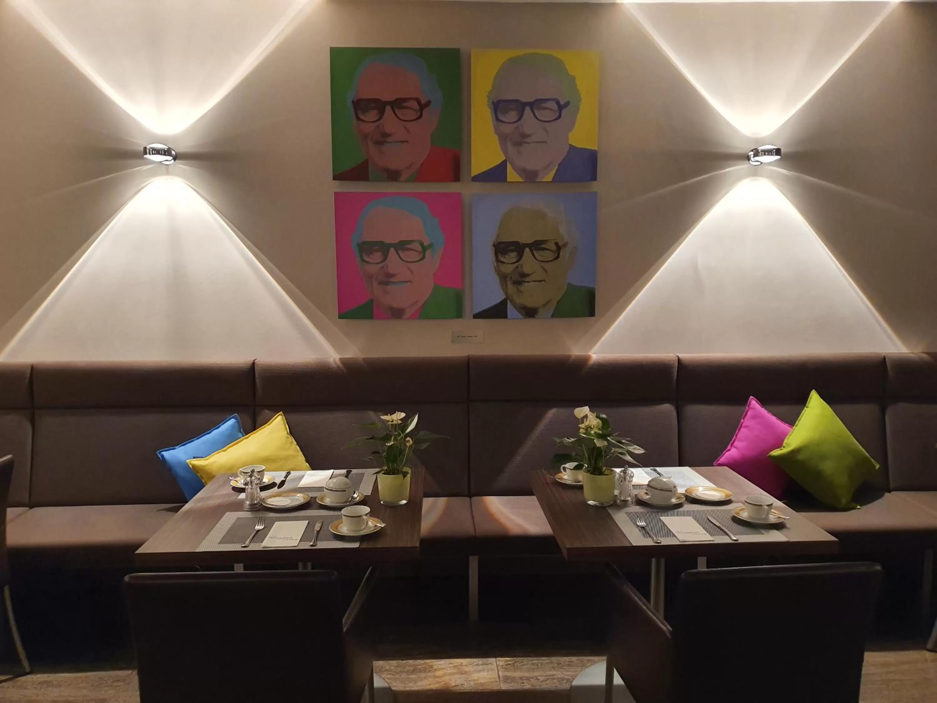 Restaurant/places to eat in Hotel HerzogsPark