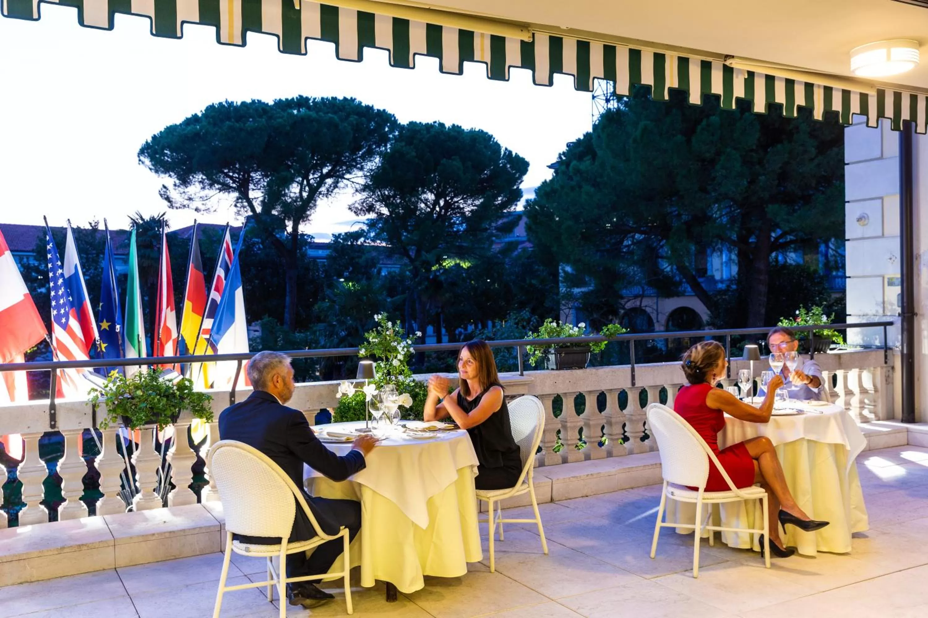 Balcony/Terrace in Ambassador Palace Hotel