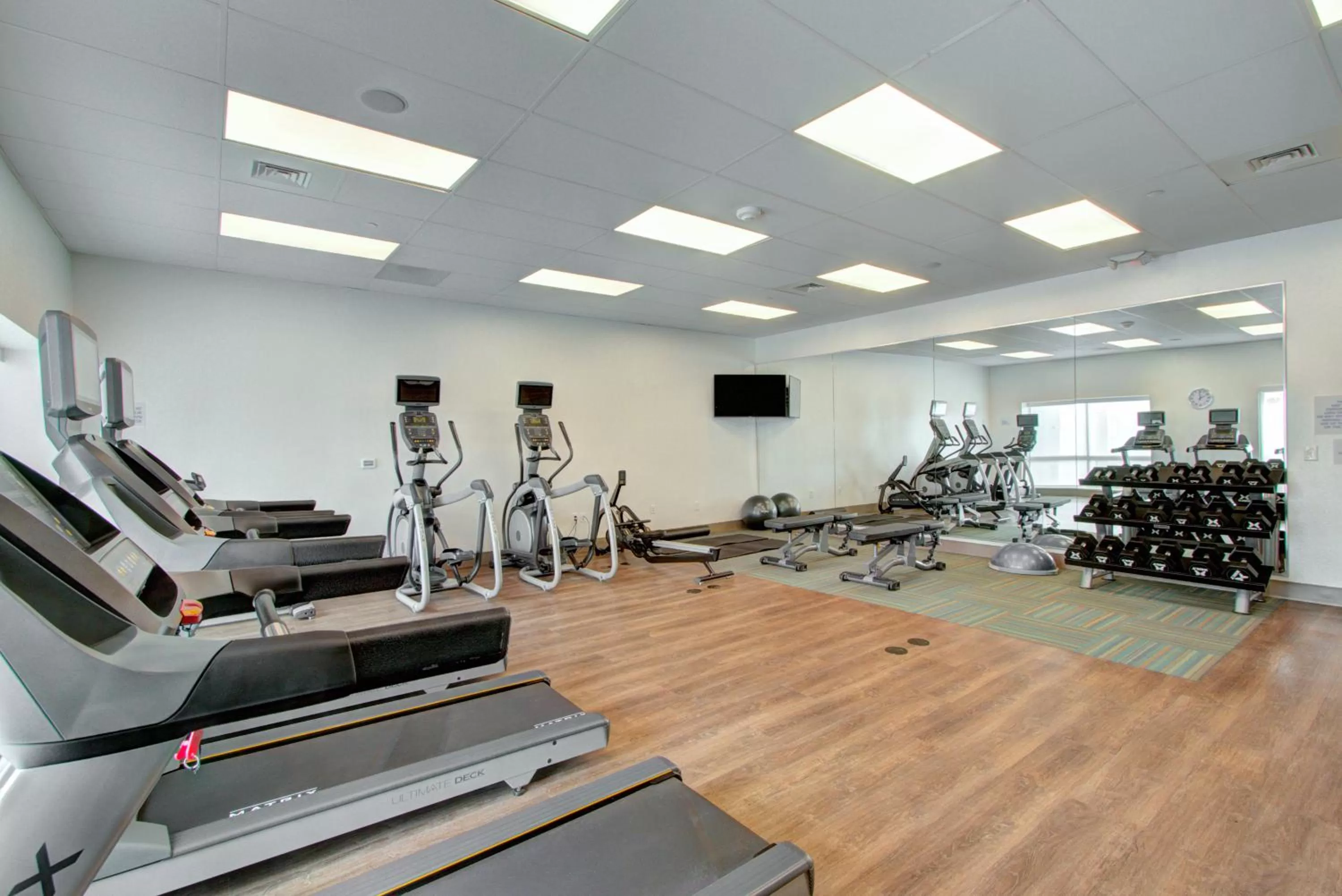 Fitness centre/facilities in Holiday Inn Express & Suites Charlotte Southwest by IHG