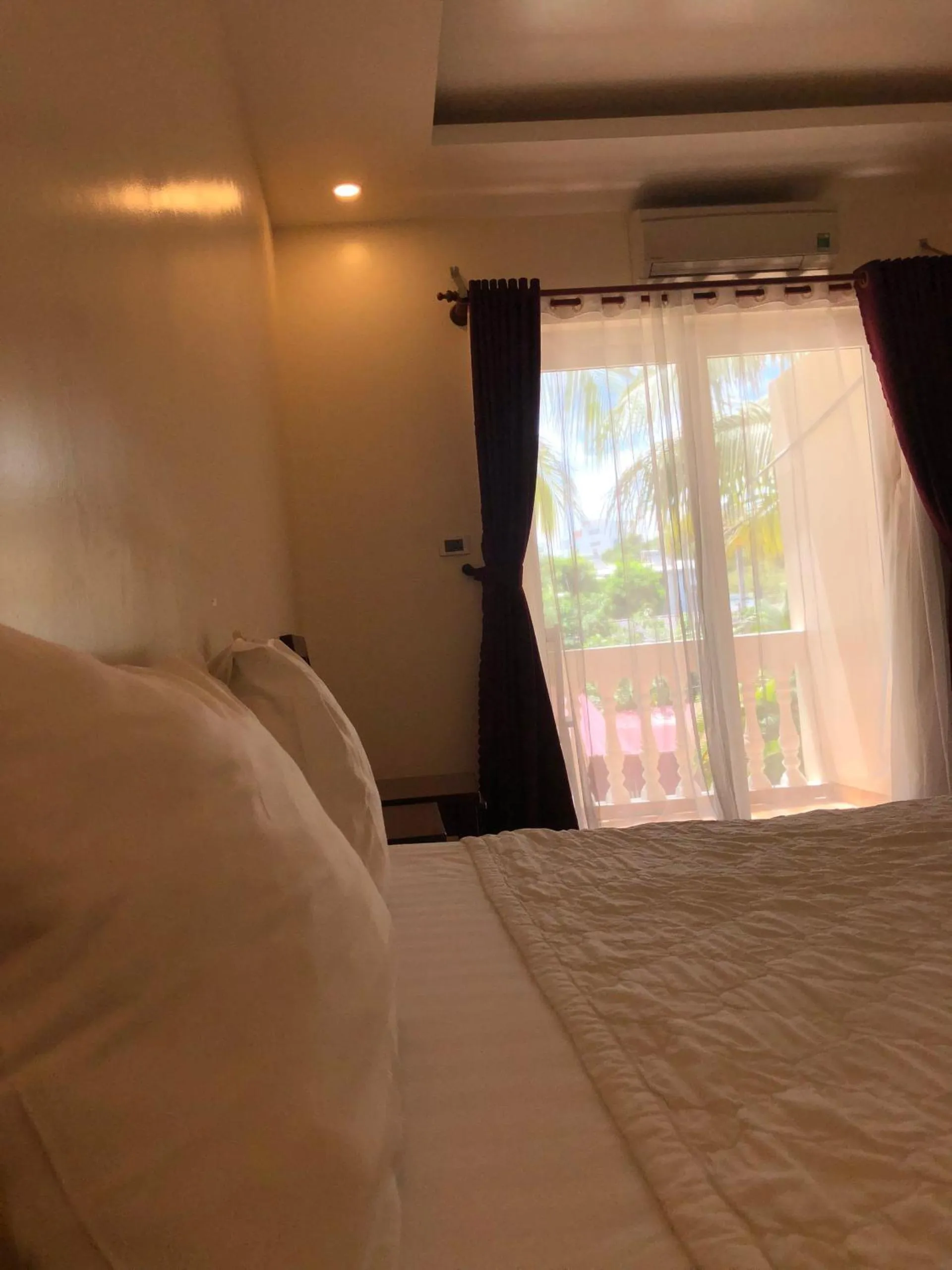 Photo of the whole room, Bed in Phuong Binh House