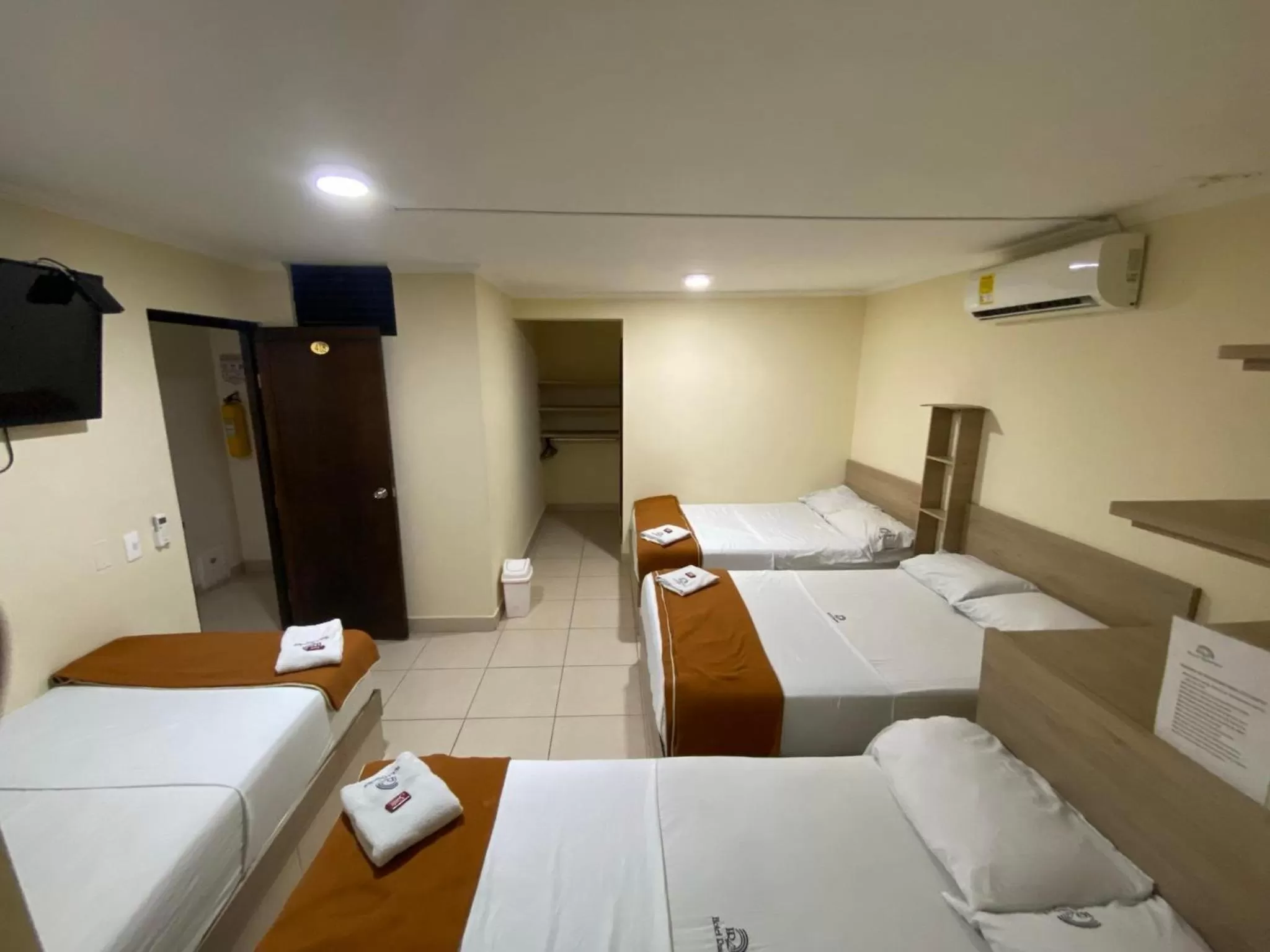 Bed in Hotel Ruiseñor Itagui