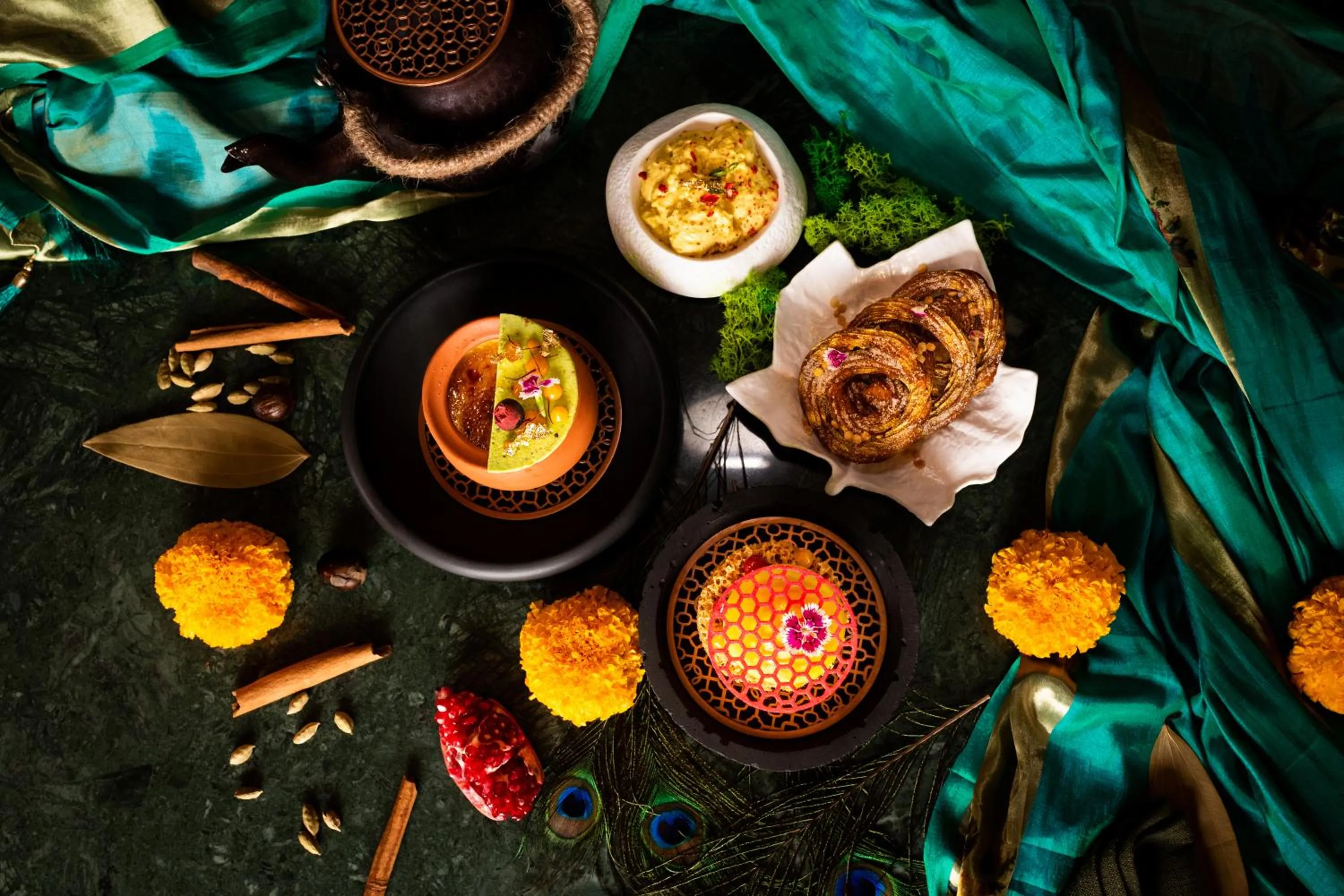 Restaurant/places to eat in Avista Hideaway Phuket Patong - MGallery