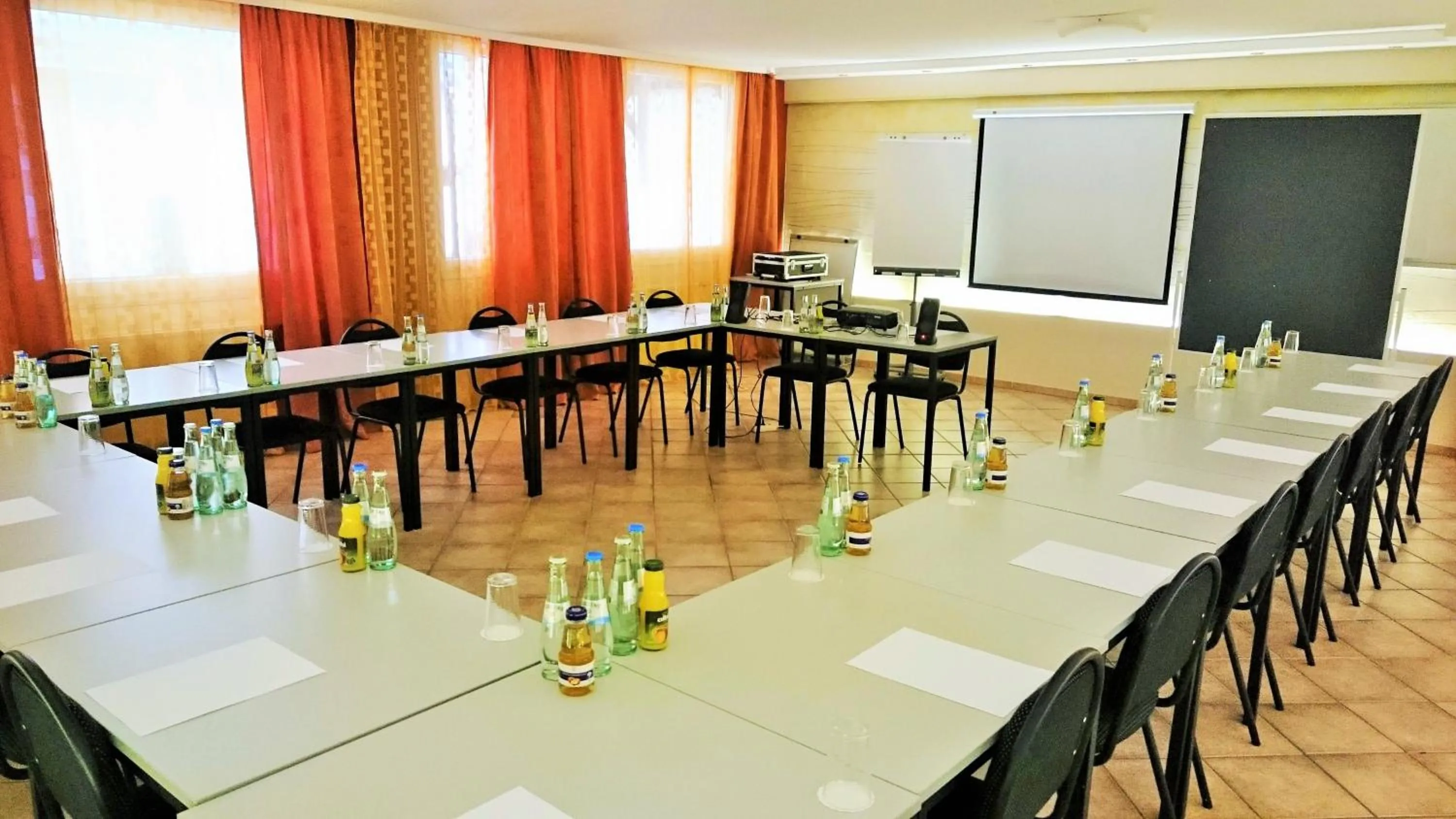 Meeting/conference room in Atomis Hotel Düsseldorf City