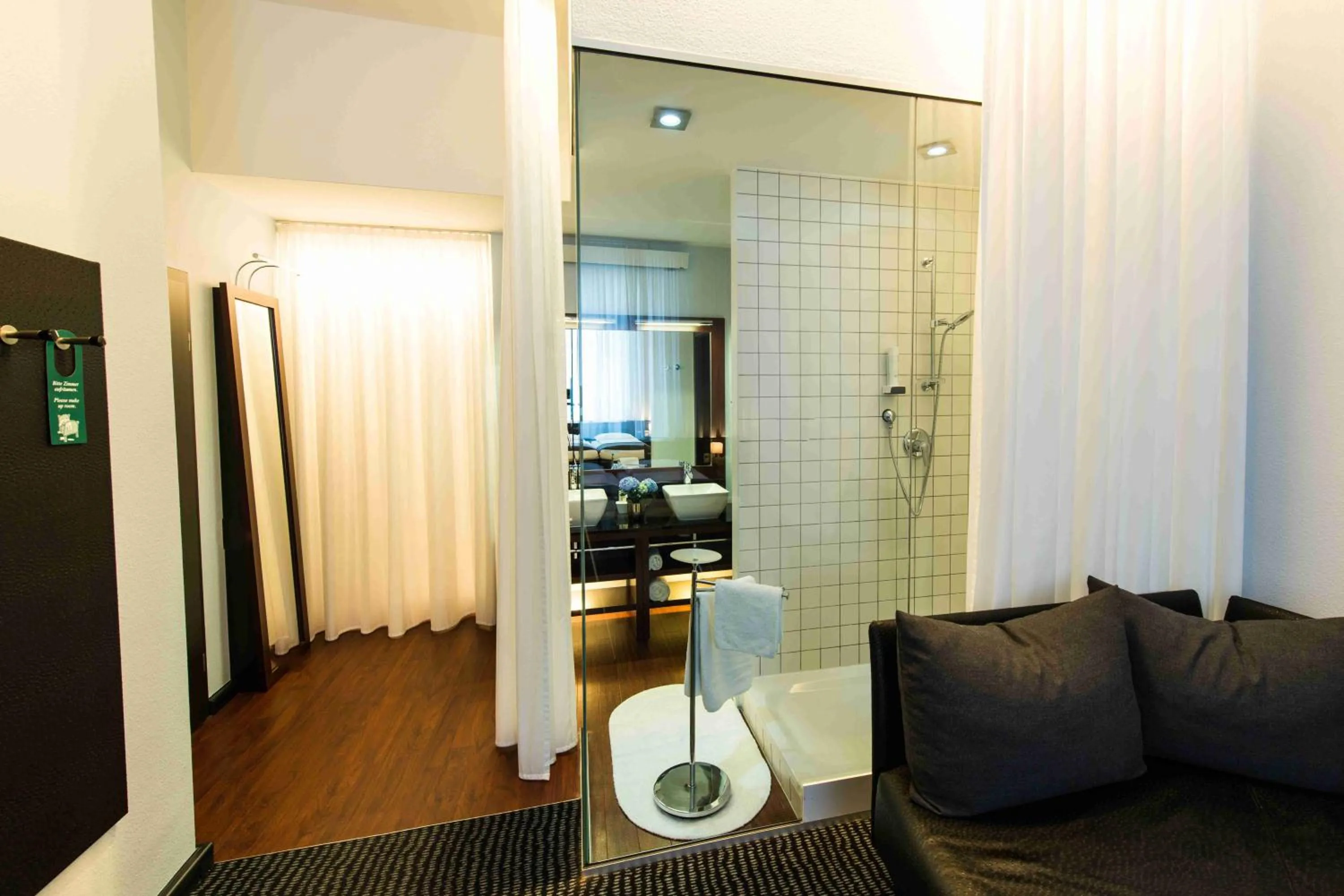 Bathroom in Hotel Concorde