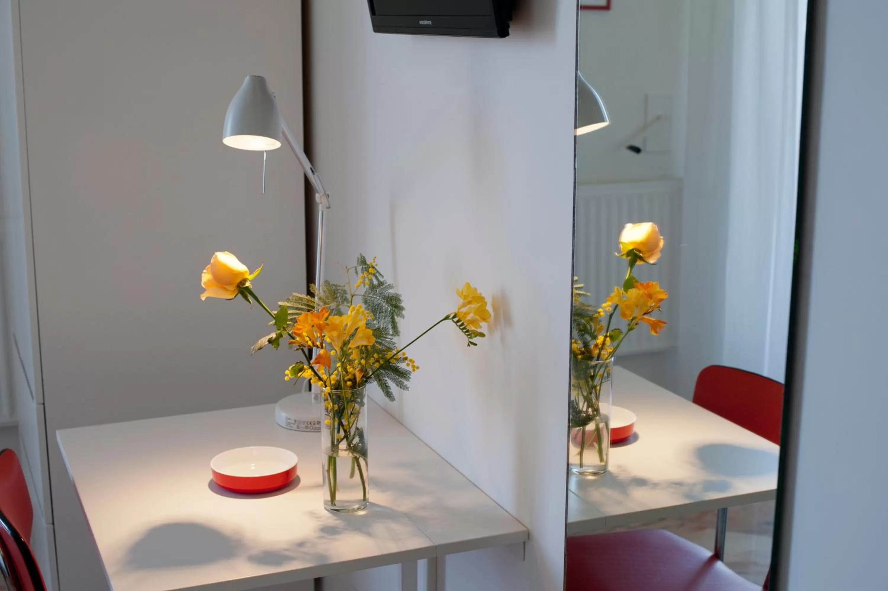 Photo of the whole room in Garibaldi R&B