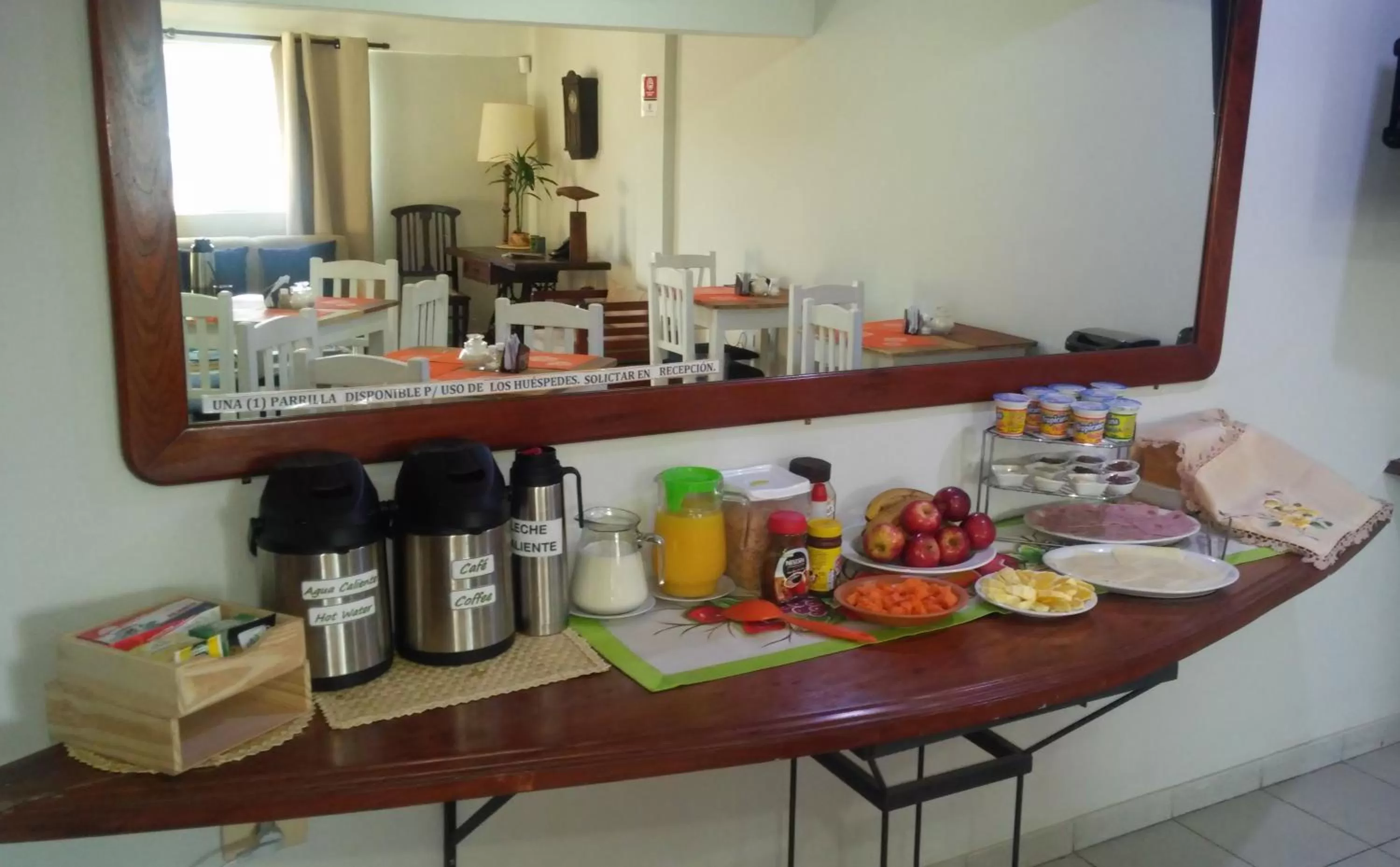 Food and drinks in Madame Lynch Hotel Asuncion