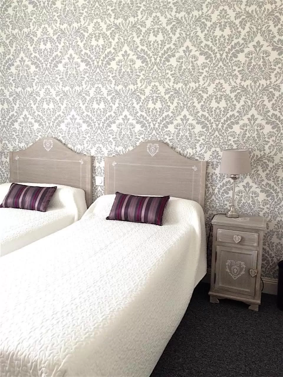 Bed in Hôtel Diderot