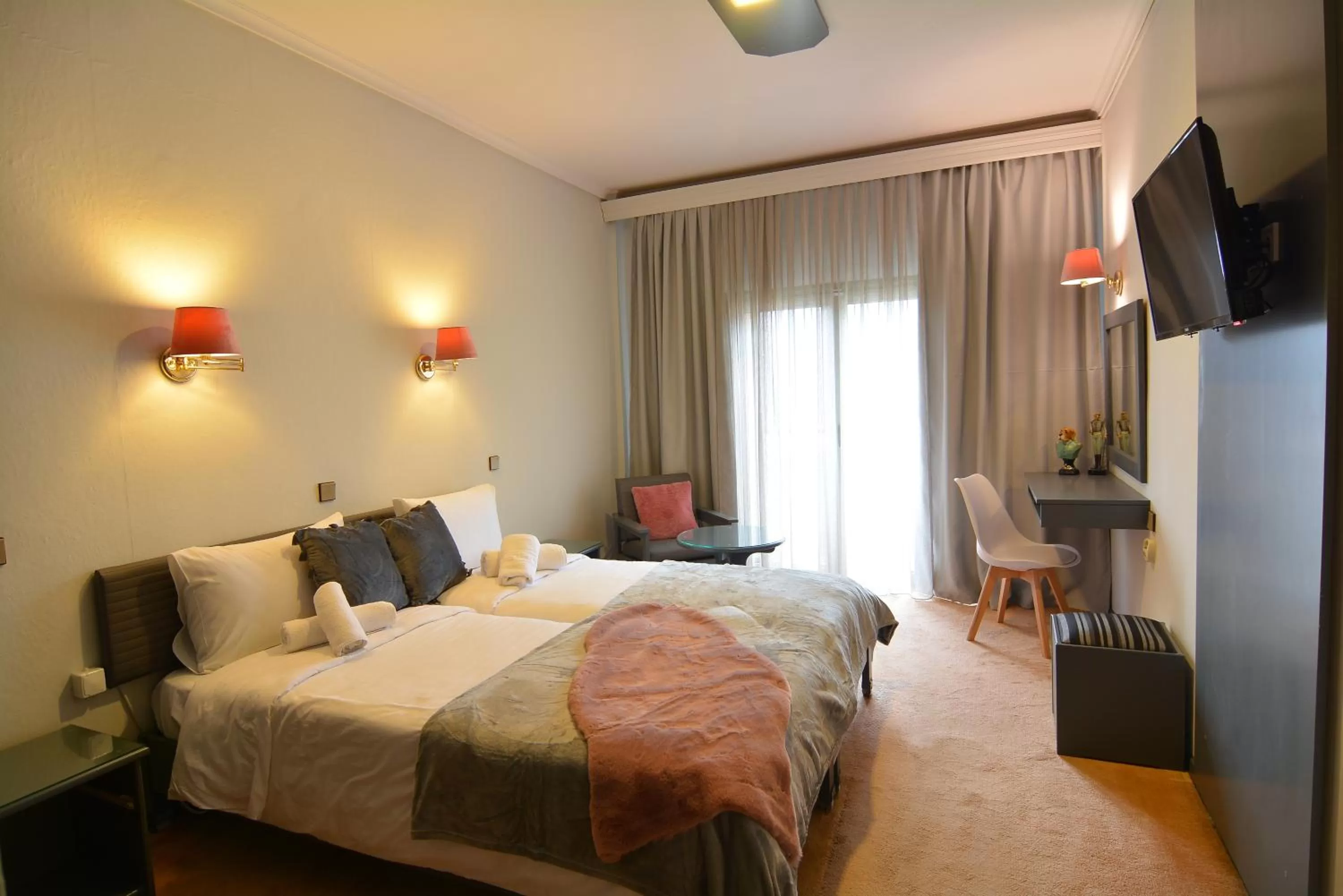 Bed in King Alexander