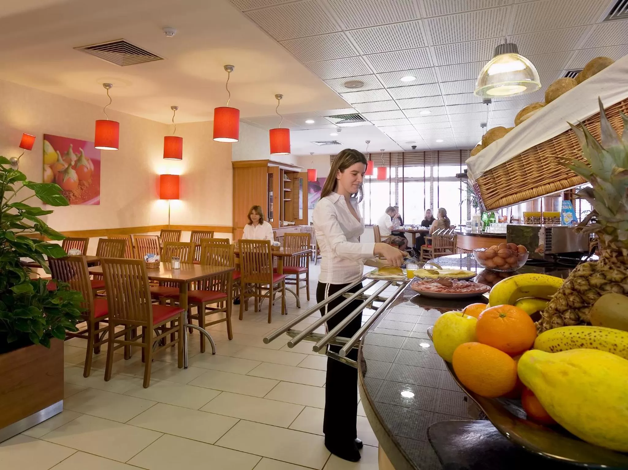 Restaurant/places to eat in Hotel ibis Lisboa Jose Malhoa