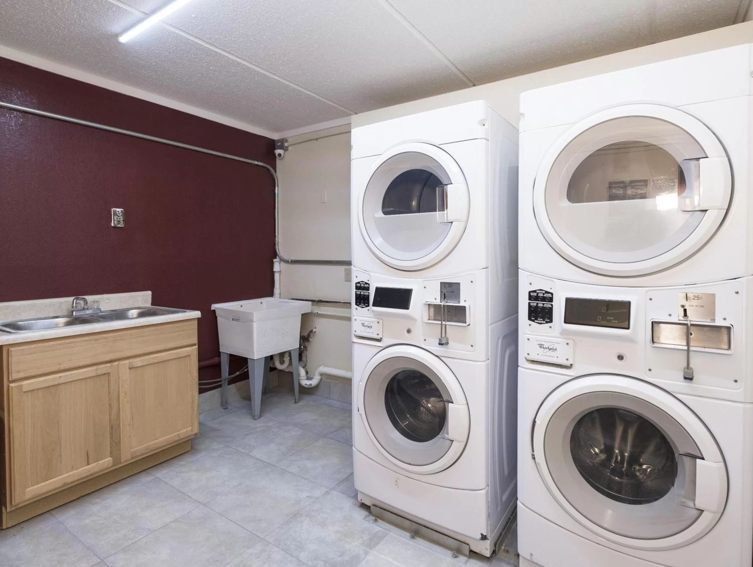 laundry in Red Roof Inn Atlanta-Norcross