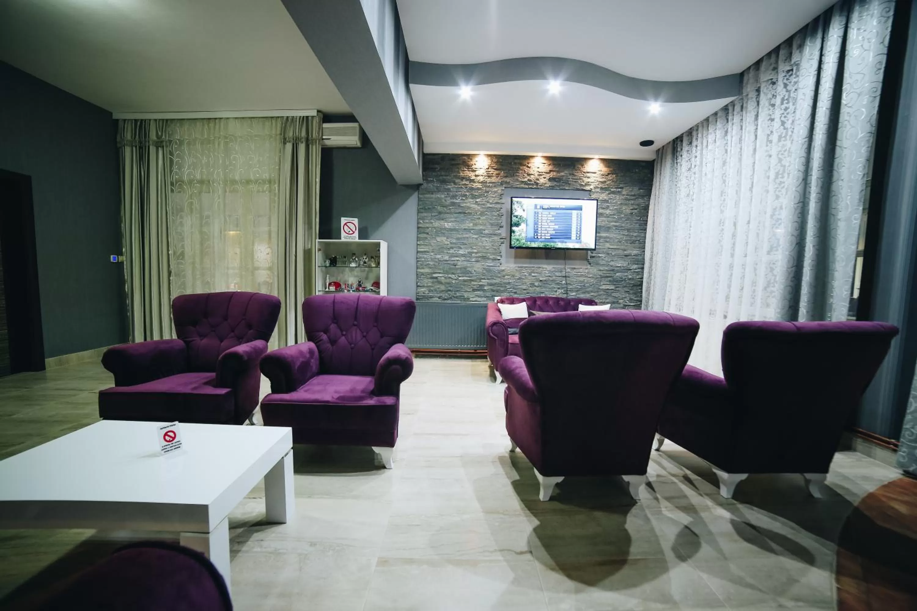 Lobby or reception in Garni Hotel Radović