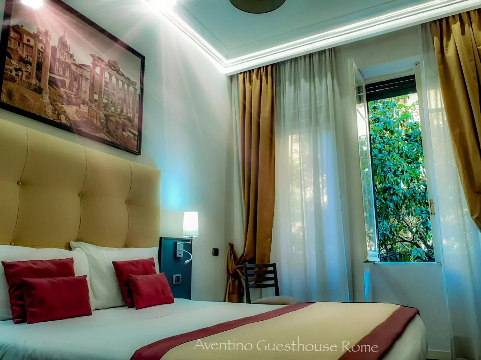 Bed in Aventino Guest House