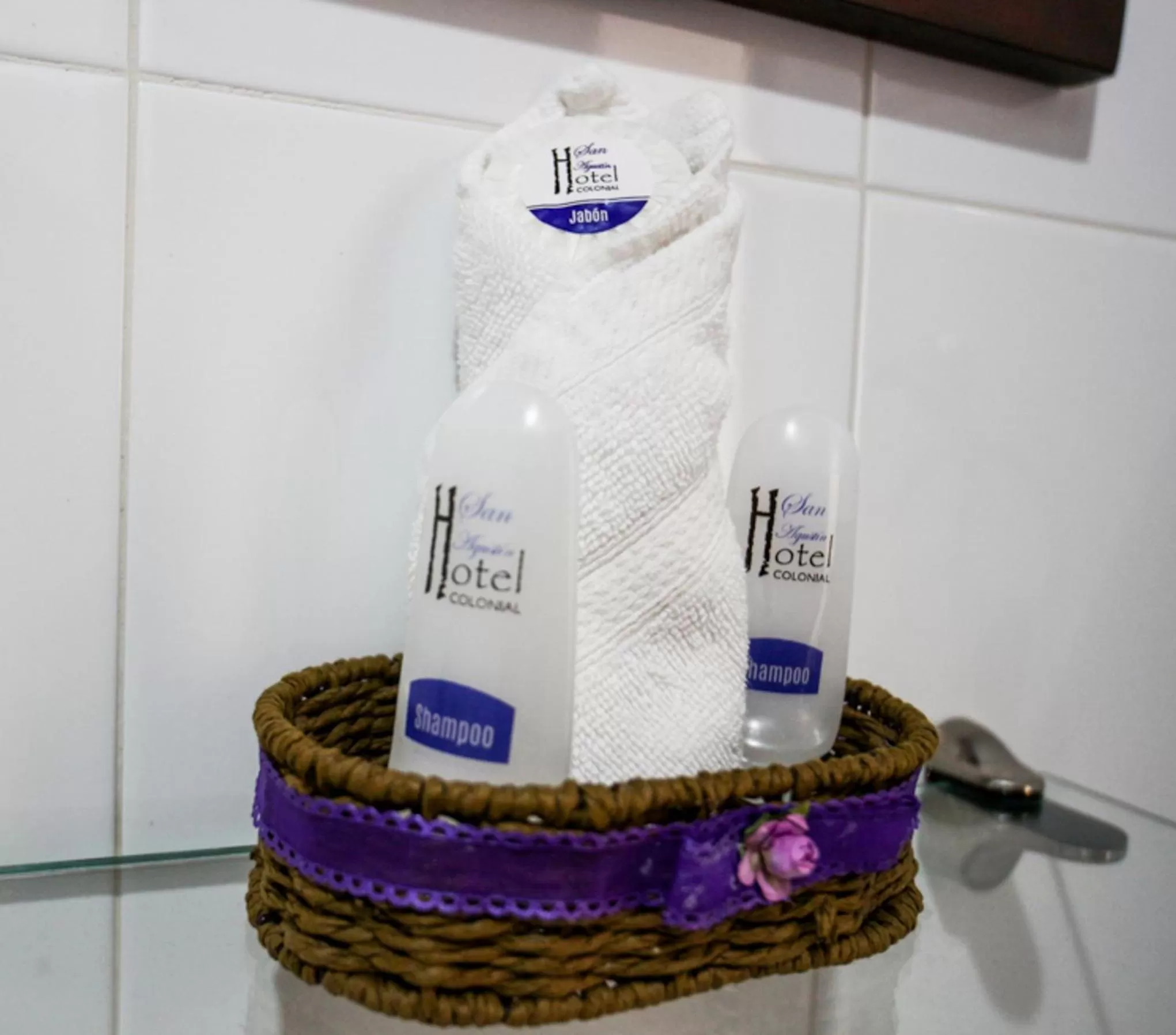 Bathroom in Hotel Colonial San Agustin