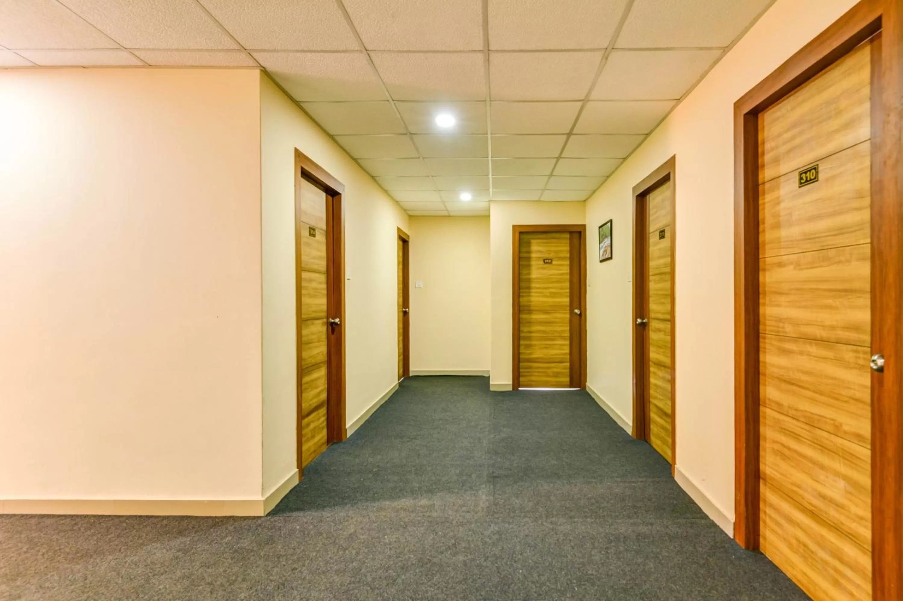 Mount Amara Hotel & Spa, Siliguri