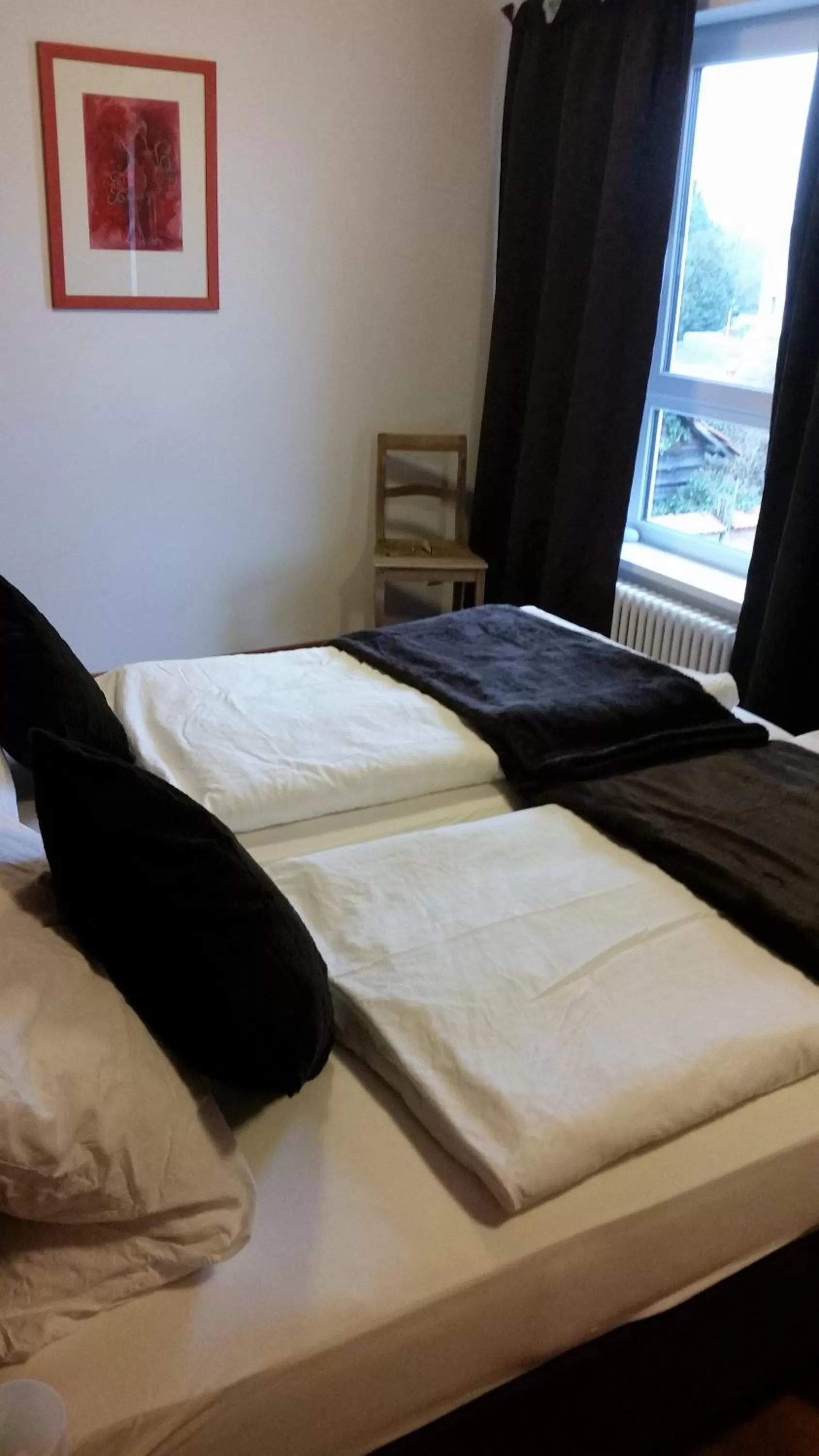 Bed in Ellenbergs Restaurant & Hotel