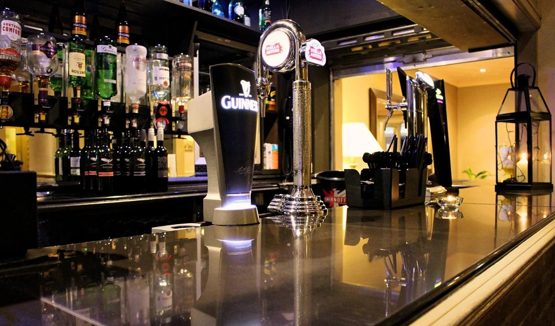 Lounge or bar in Birch Hotel