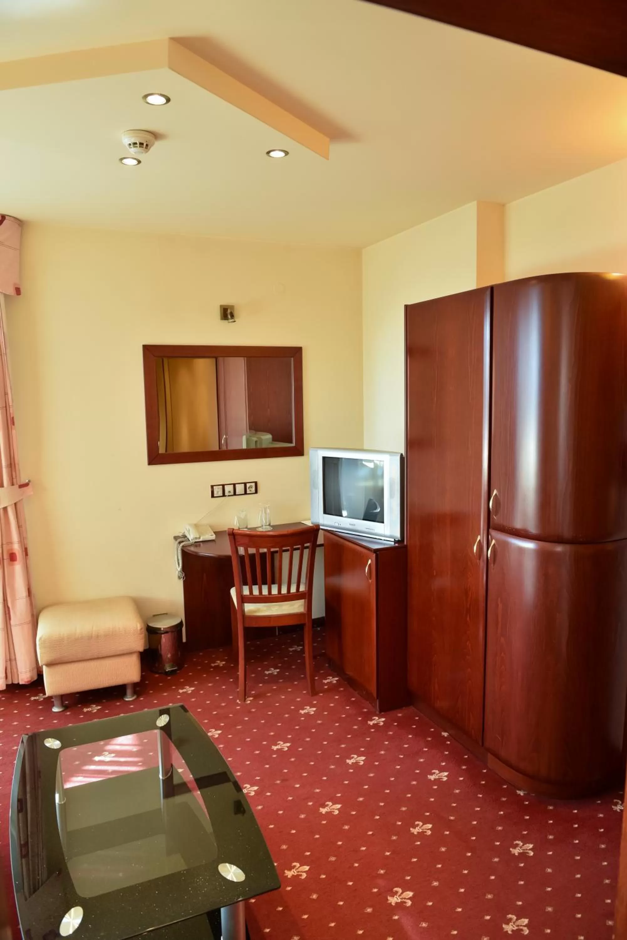 Photo of the whole room in Martin Club Hotel