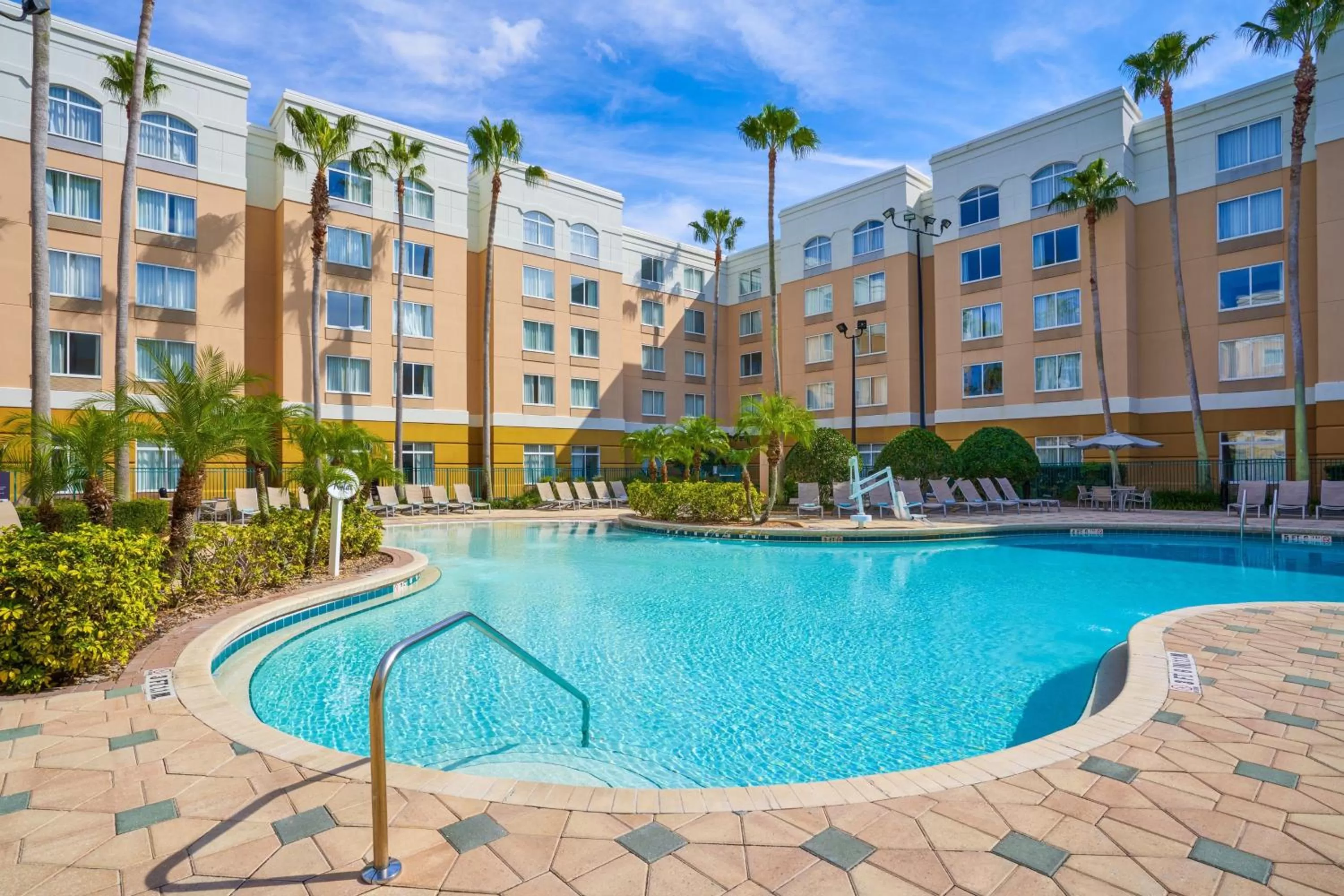 Swimming pool in SpringHill Suites by Marriott Orlando Lake Buena Vista in Marriott Village
