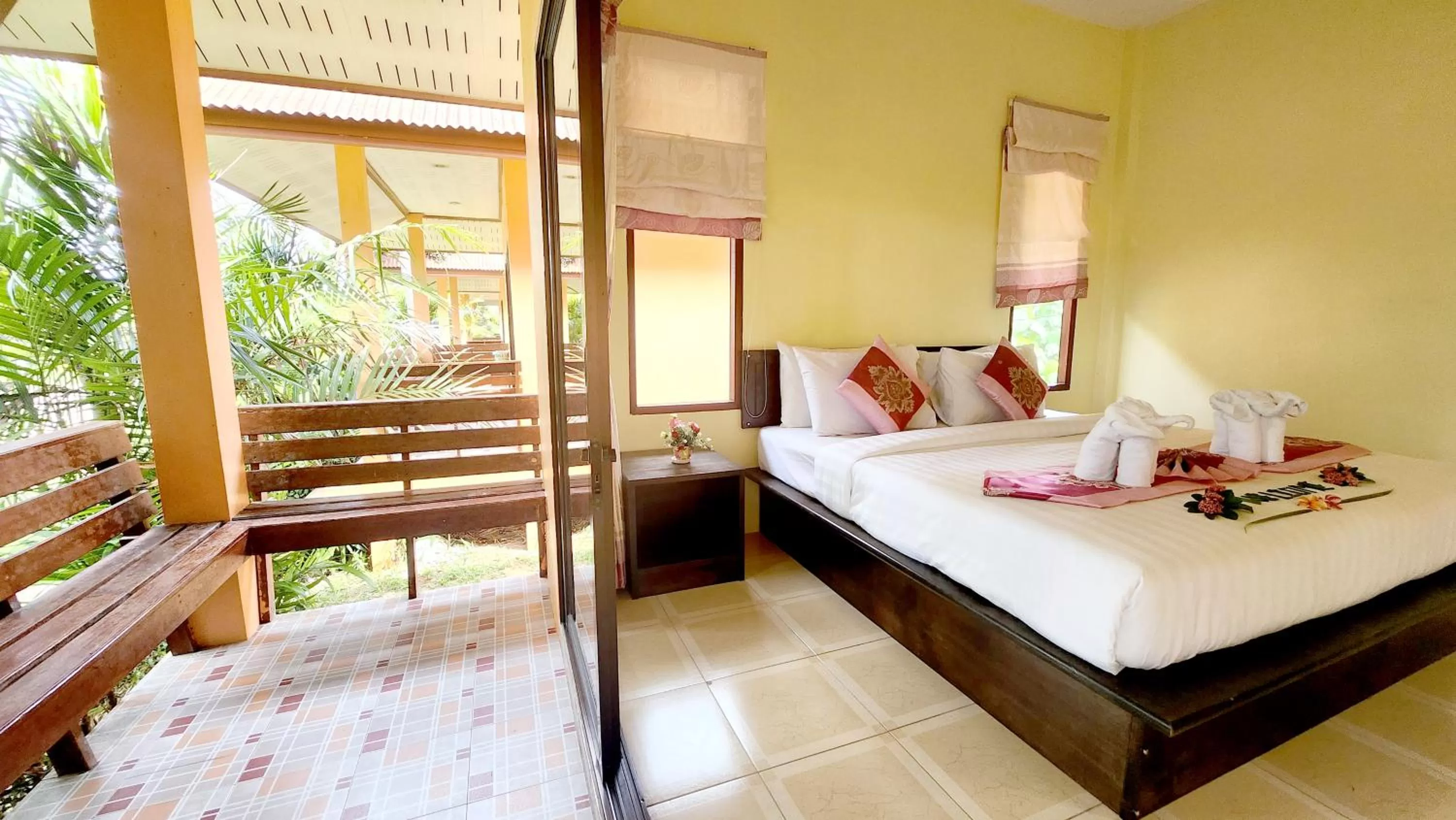 Bed in Sawaddee Aonang Resort