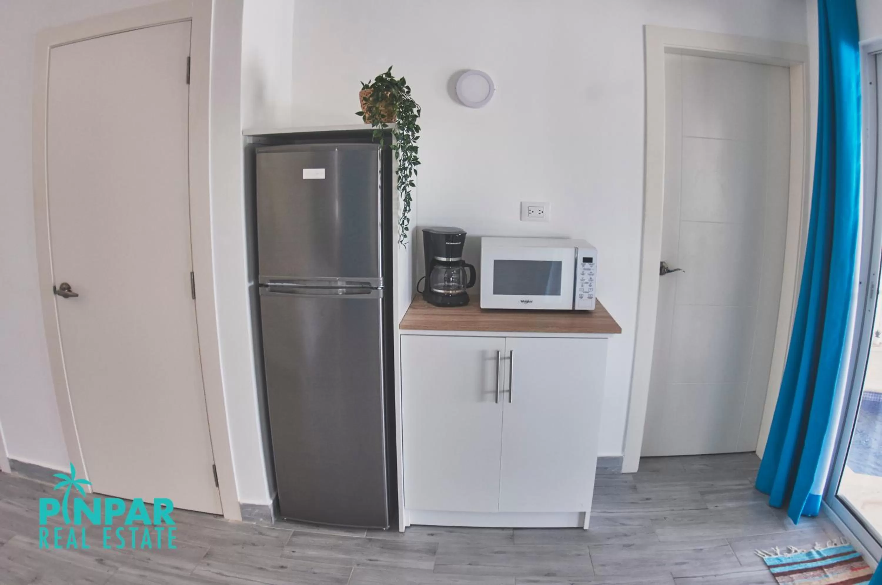 Kitchen/Kitchenette in Villa Blanca Beach Club