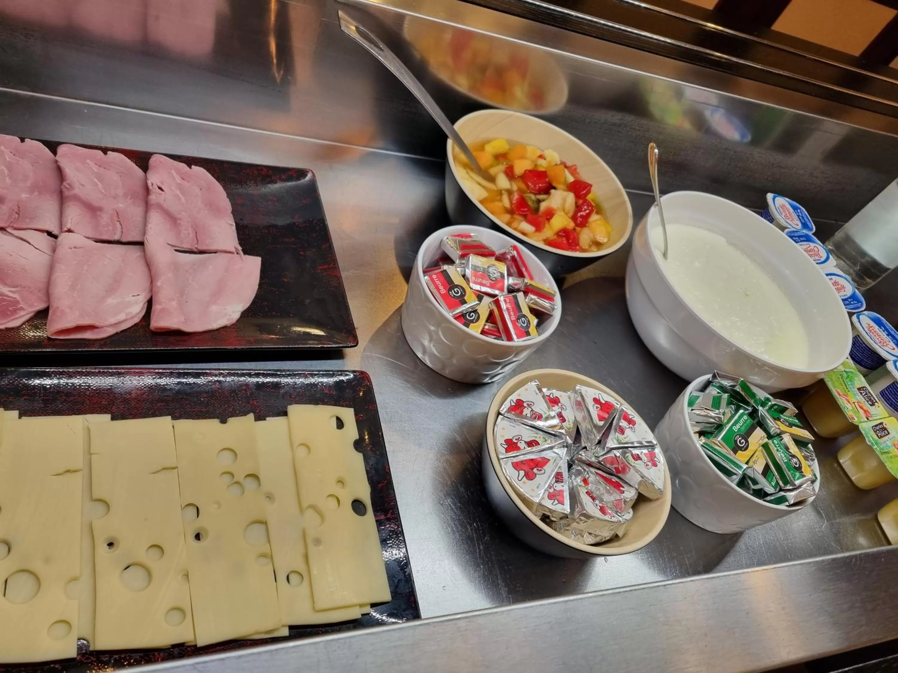 Food and drinks in Hotel Le Bourgogne