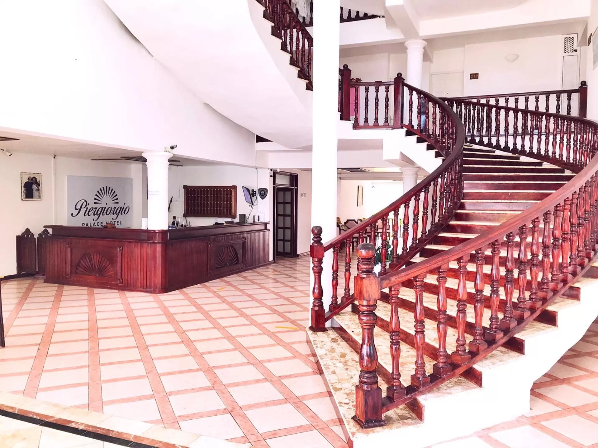 Lobby or reception in Piergiorgio Palace Hotel