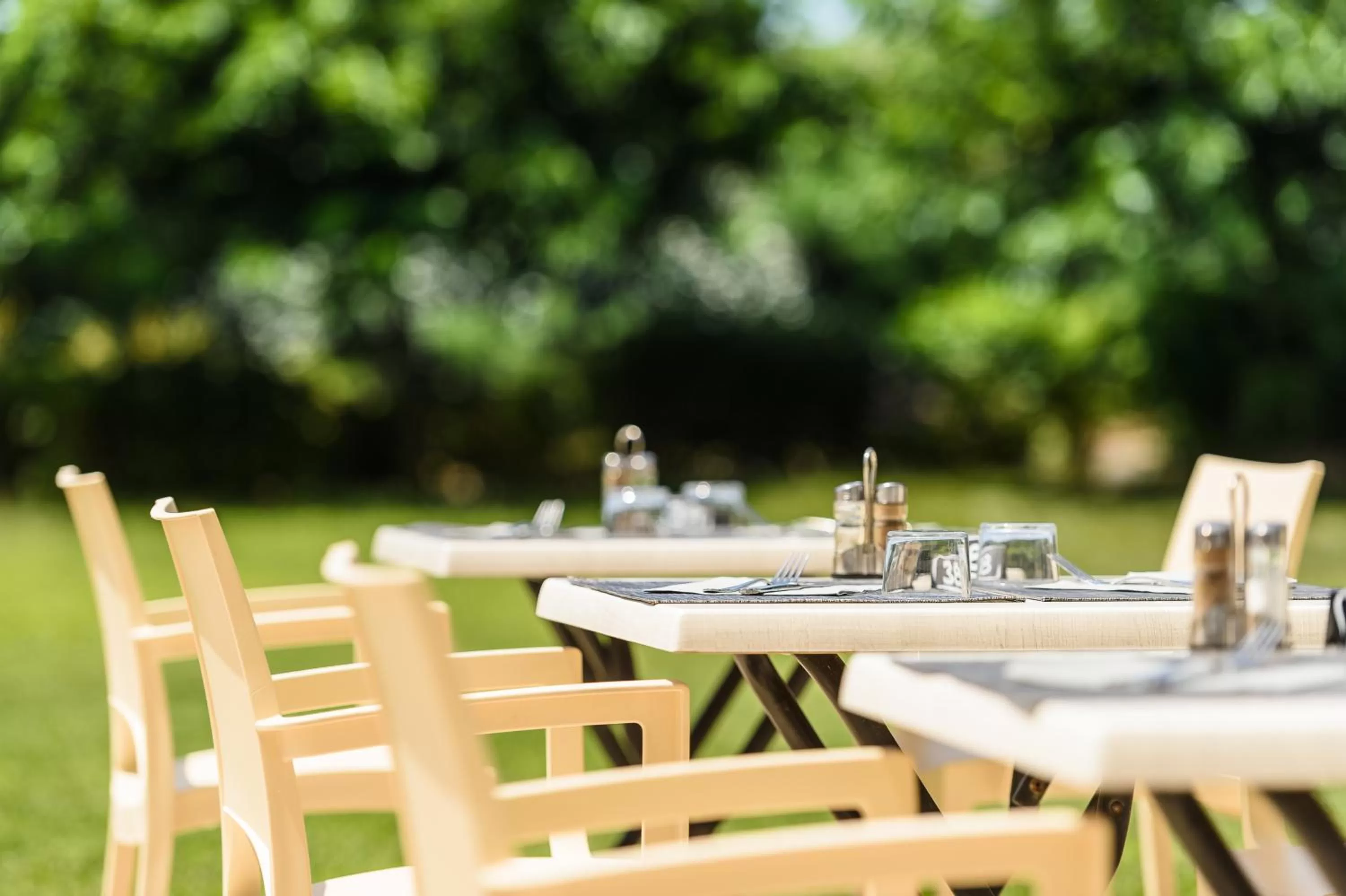 Restaurant/places to eat in Les Terrasses d'Atlanthal