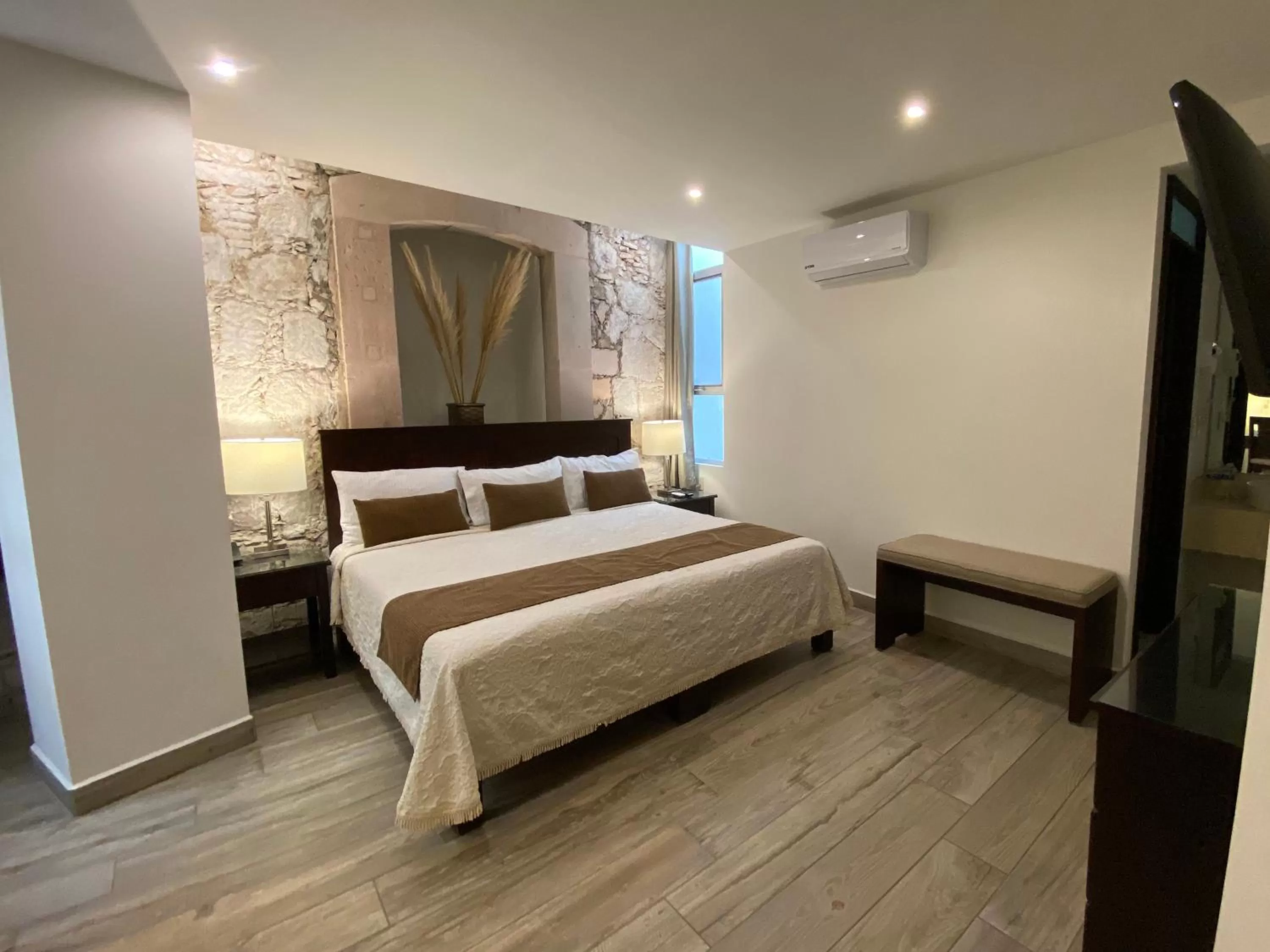 Bedroom, Bed in Hotel Casa Faroles Centro Histórico