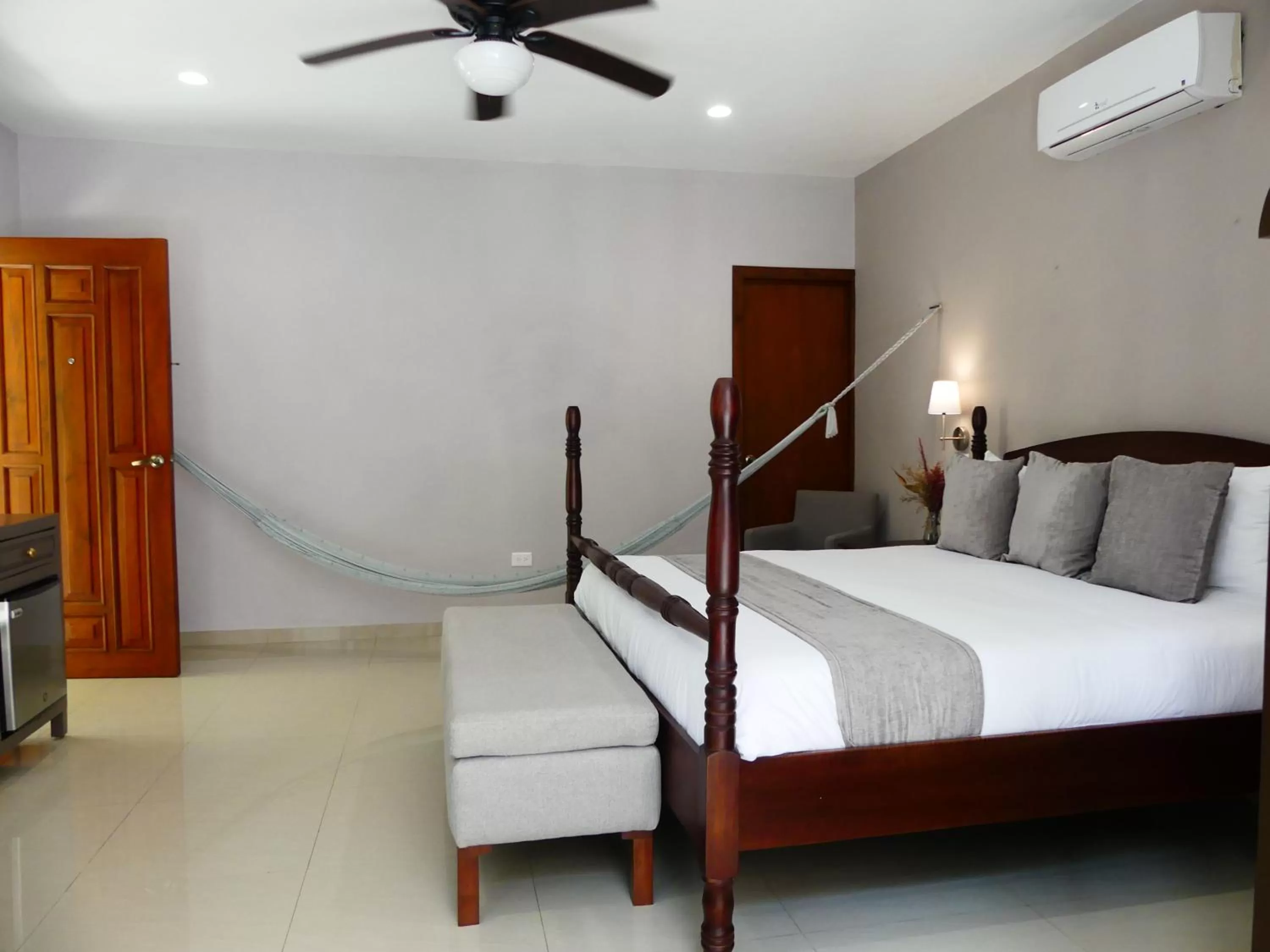 Bed in Casa Valladolid Boutique Hotel